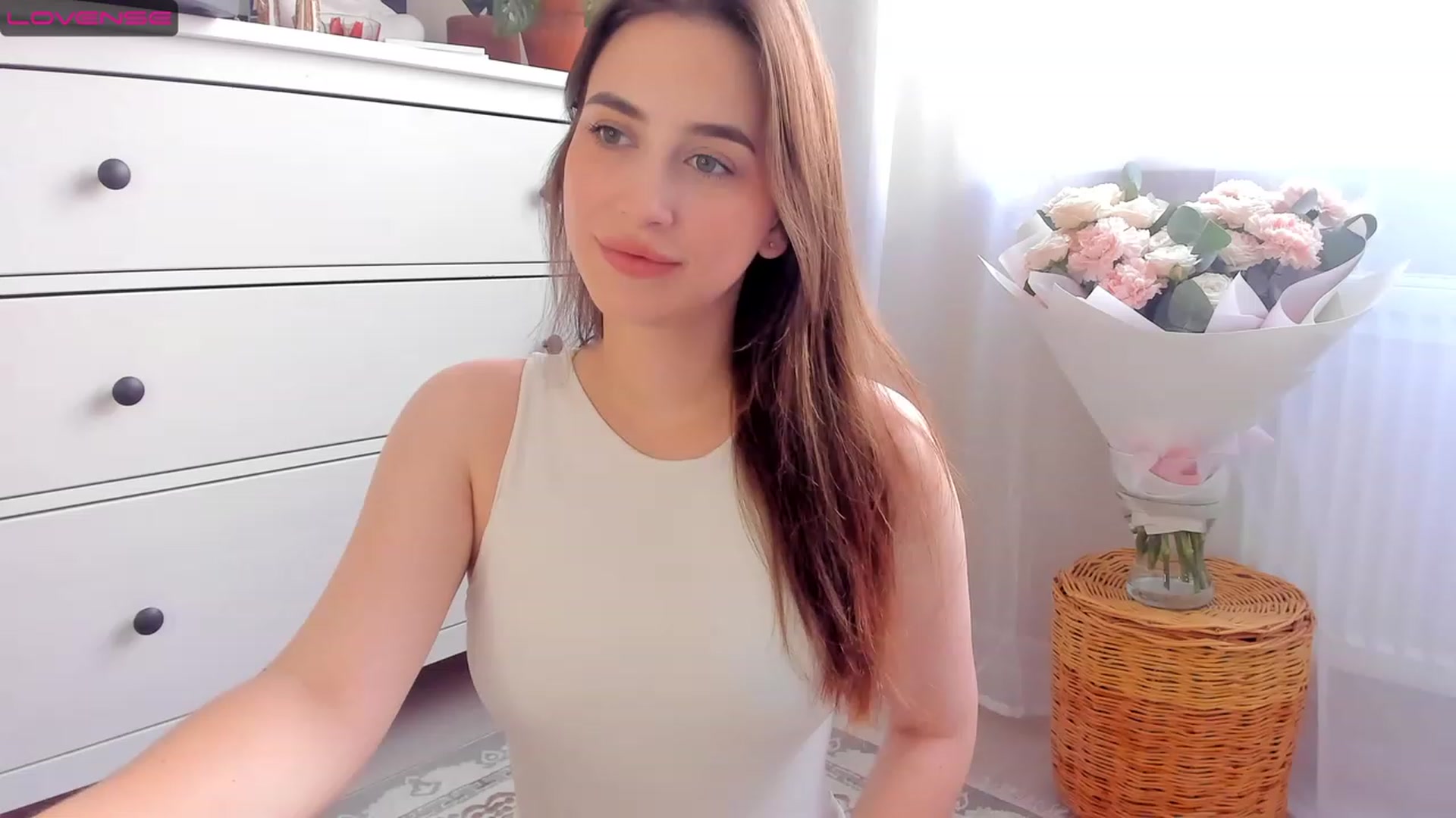 Gallery image thumbnail from Lanna_Rhoades's myfreecams stream on, 07/14/2023, 12:22 image 10 of 20