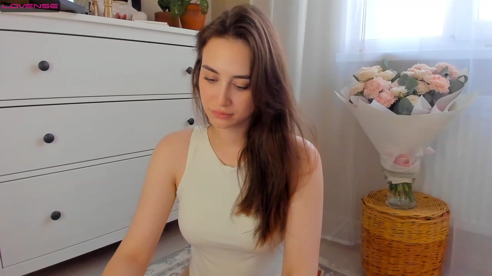 Gallery image thumbnail from Lanna_Rhoades's myfreecams stream on, 07/14/2023, 14:24 image 14 of 20