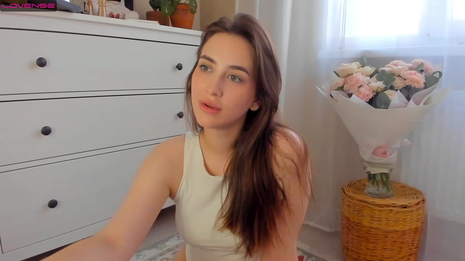 Gallery image thumbnail from Lanna_Rhoades's myfreecams stream on, 07/14/2023, 14:24 image 15 of 20