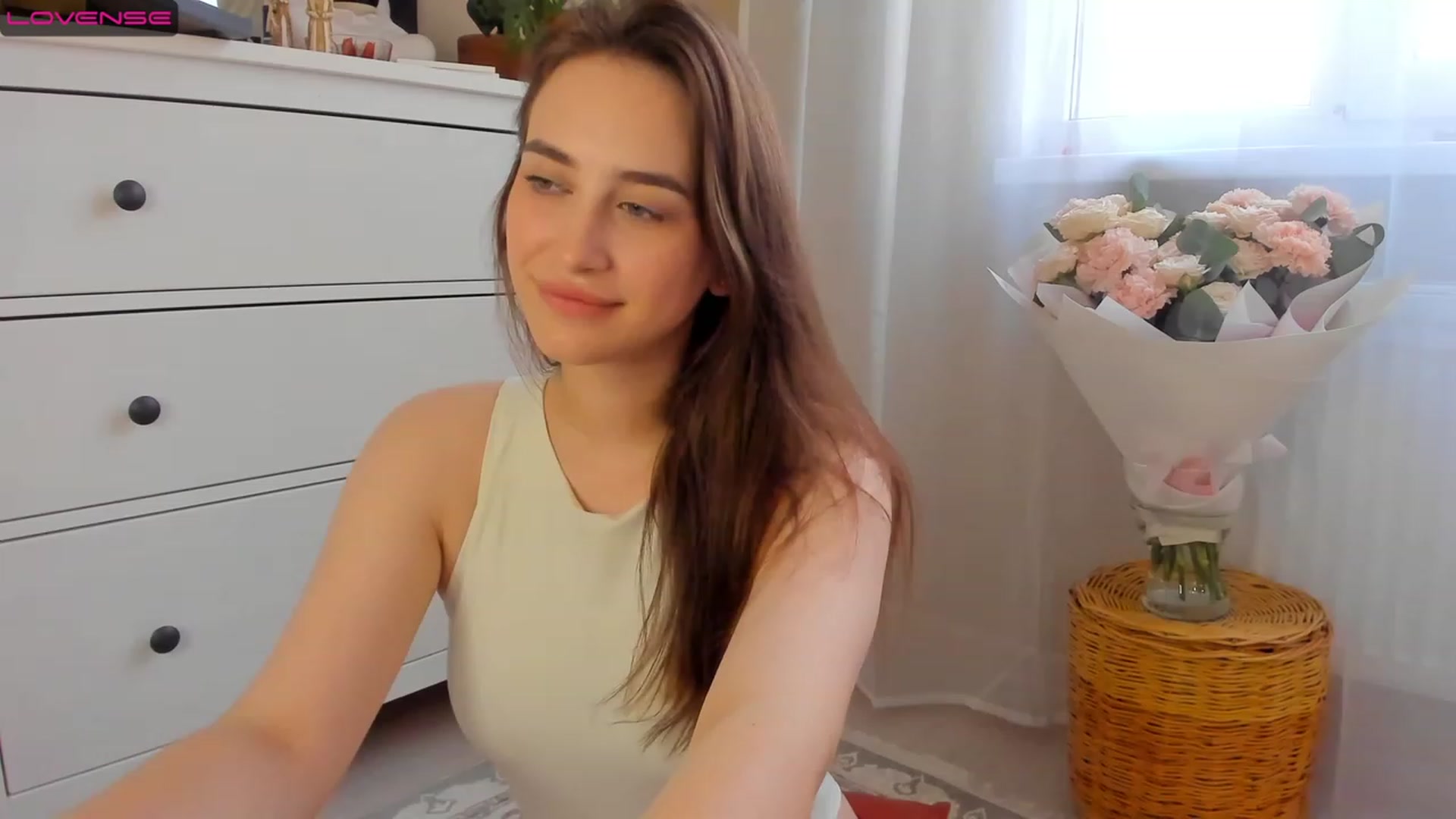 Gallery image thumbnail from Lanna_Rhoades's myfreecams stream on, 07/14/2023, 14:24 image 6 of 20
