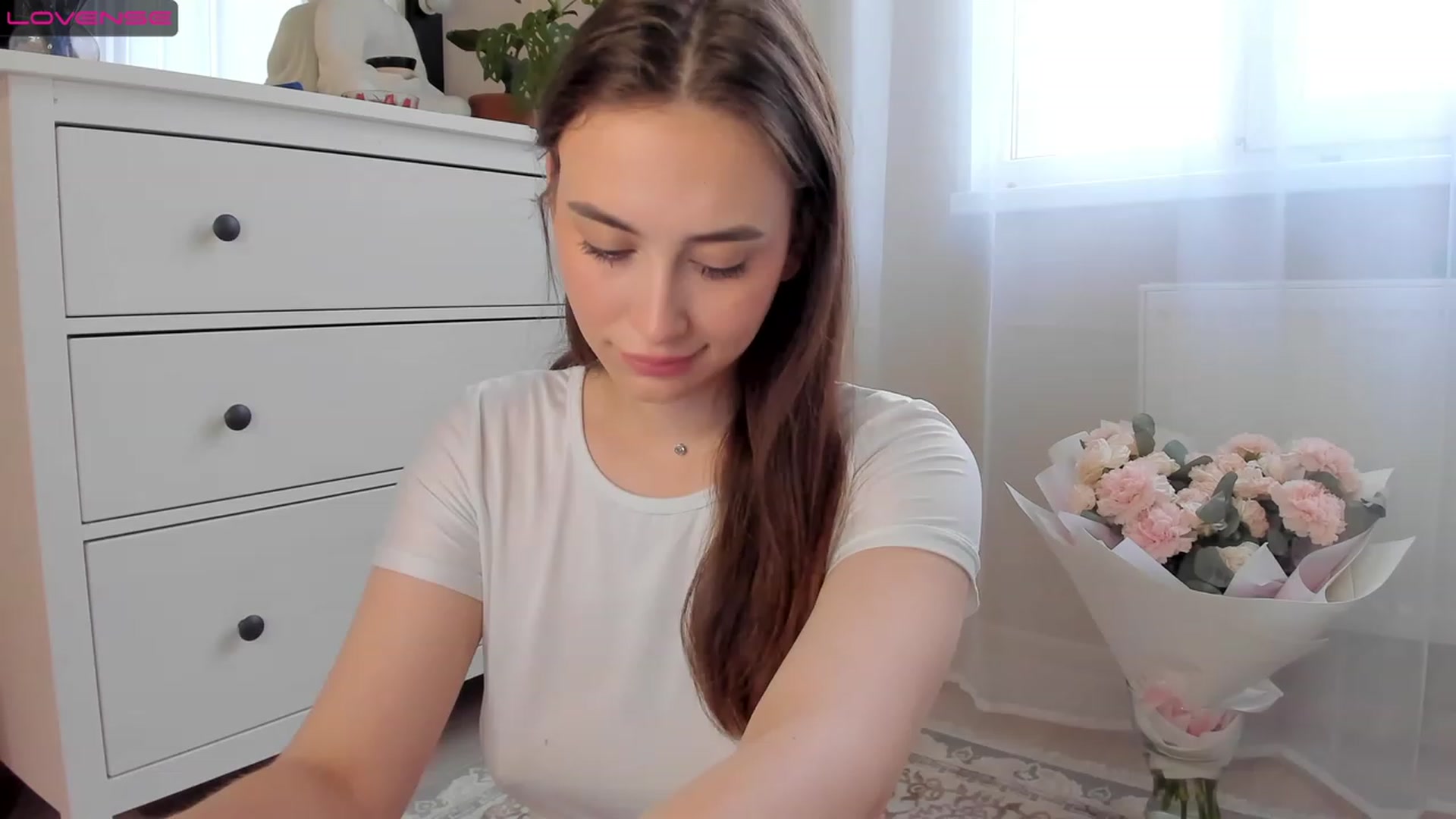 Gallery image thumbnail from Lanna_Rhoades's myfreecams stream on, 07/17/2023, 12:30 image 9 of 20