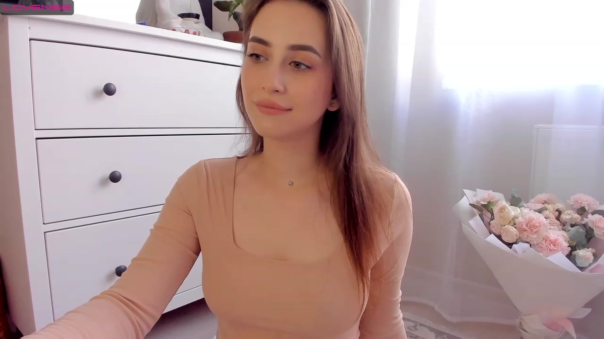 Gallery image thumbnail from Lanna_Rhoades's myfreecams stream on, 07/18/2023, 11:54 image 10 of 20