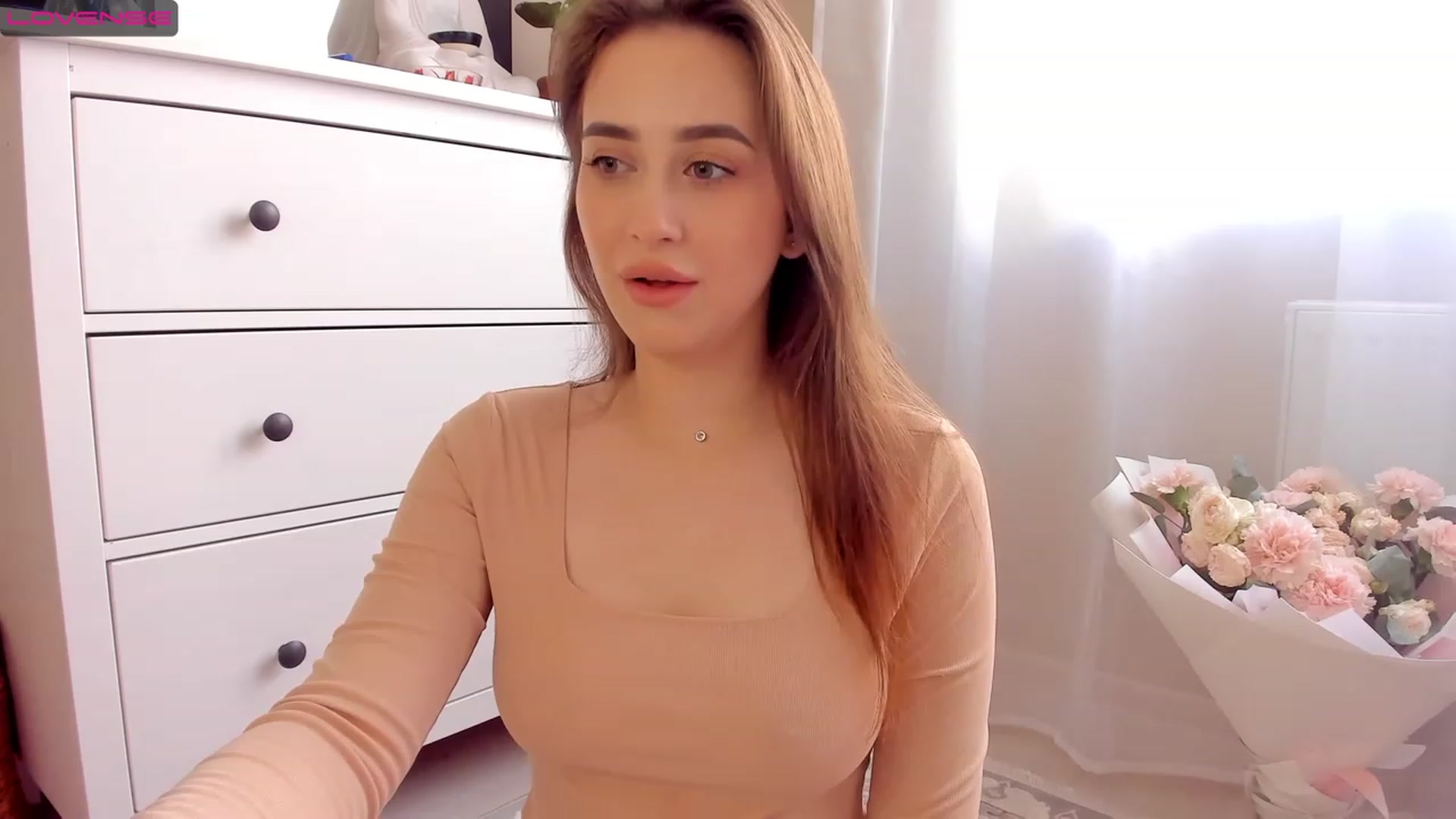 Gallery image thumbnail from Lanna_Rhoades's myfreecams stream on, 07/18/2023, 11:54 image 7 of 20