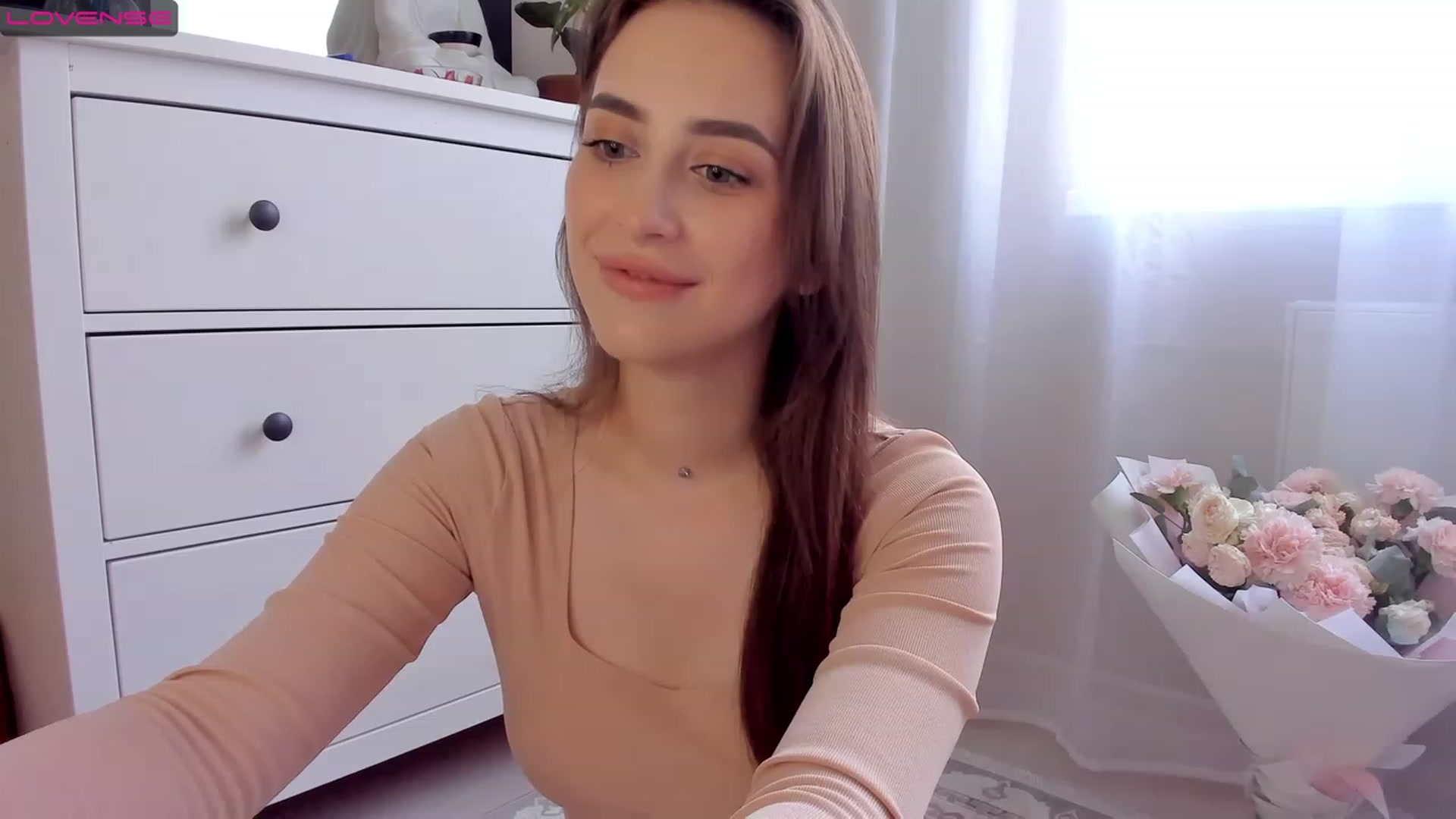 Gallery image thumbnail from Lanna_Rhoades's myfreecams stream on, 07/18/2023, 13:43 image 1 of 20