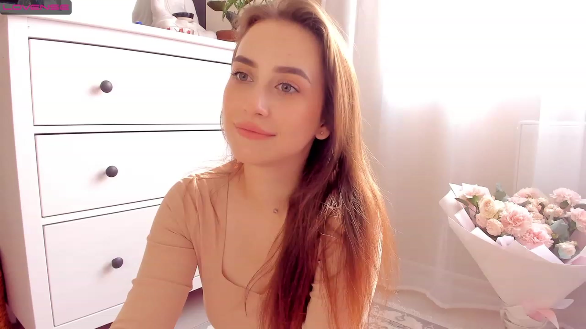 Gallery image thumbnail from Lanna_Rhoades's myfreecams stream on, 07/18/2023, 13:43 image 11 of 20