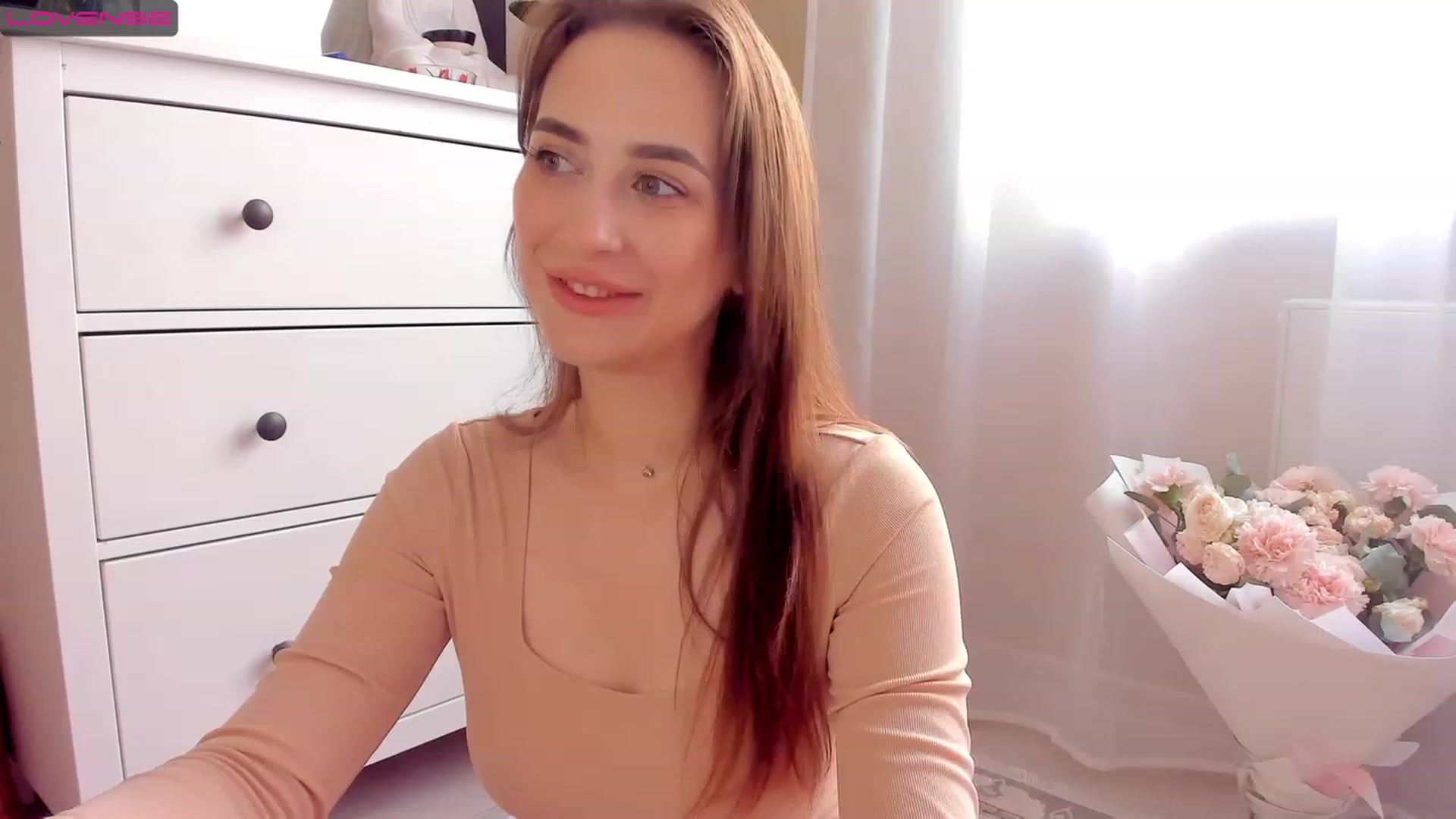 Gallery image thumbnail from Lanna_Rhoades's myfreecams stream on, 07/18/2023, 13:43 image 19 of 20