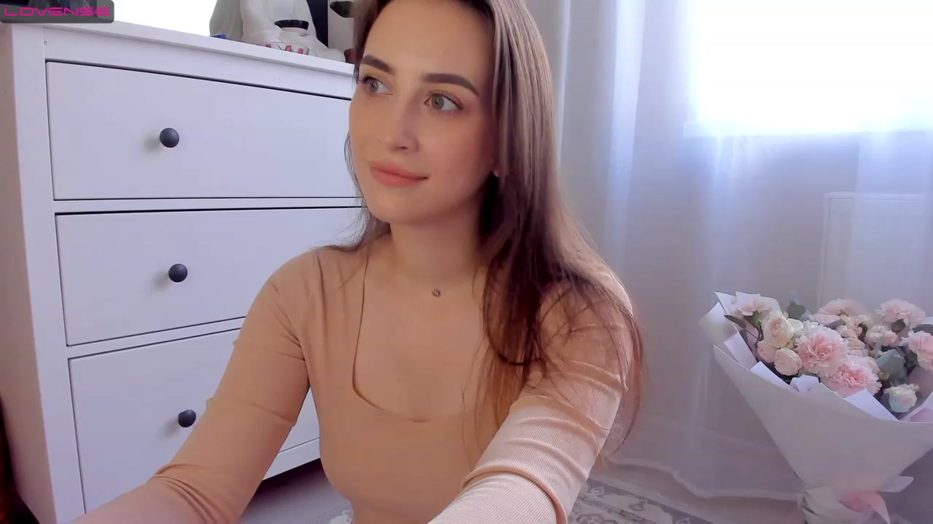 Gallery image thumbnail from Lanna_Rhoades's myfreecams stream on, 07/18/2023, 13:43 image 4 of 20