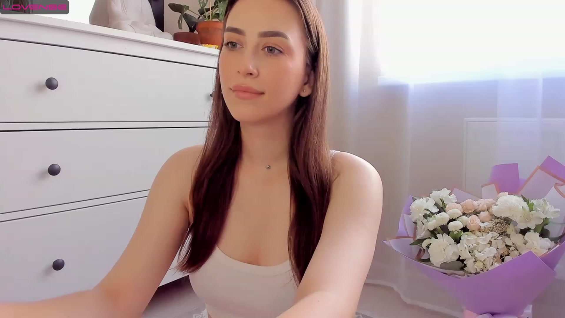 Gallery image thumbnail from Lanna_Rhoades's myfreecams stream on, 07/29/2023, 11:58 image 6 of 20