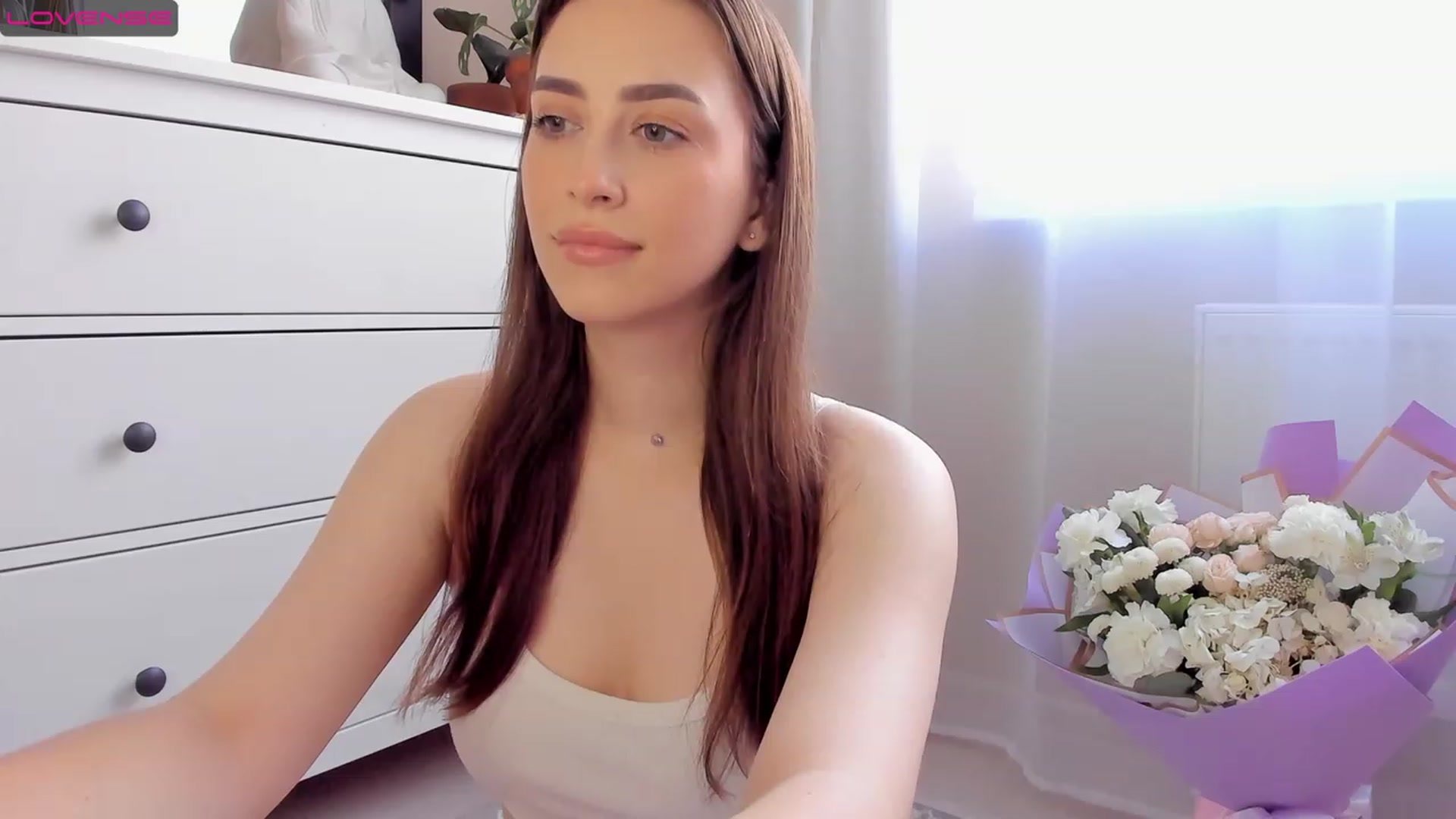 Gallery image thumbnail from Lanna_Rhoades's myfreecams stream on, 07/29/2023, 11:58 image 11 of 20