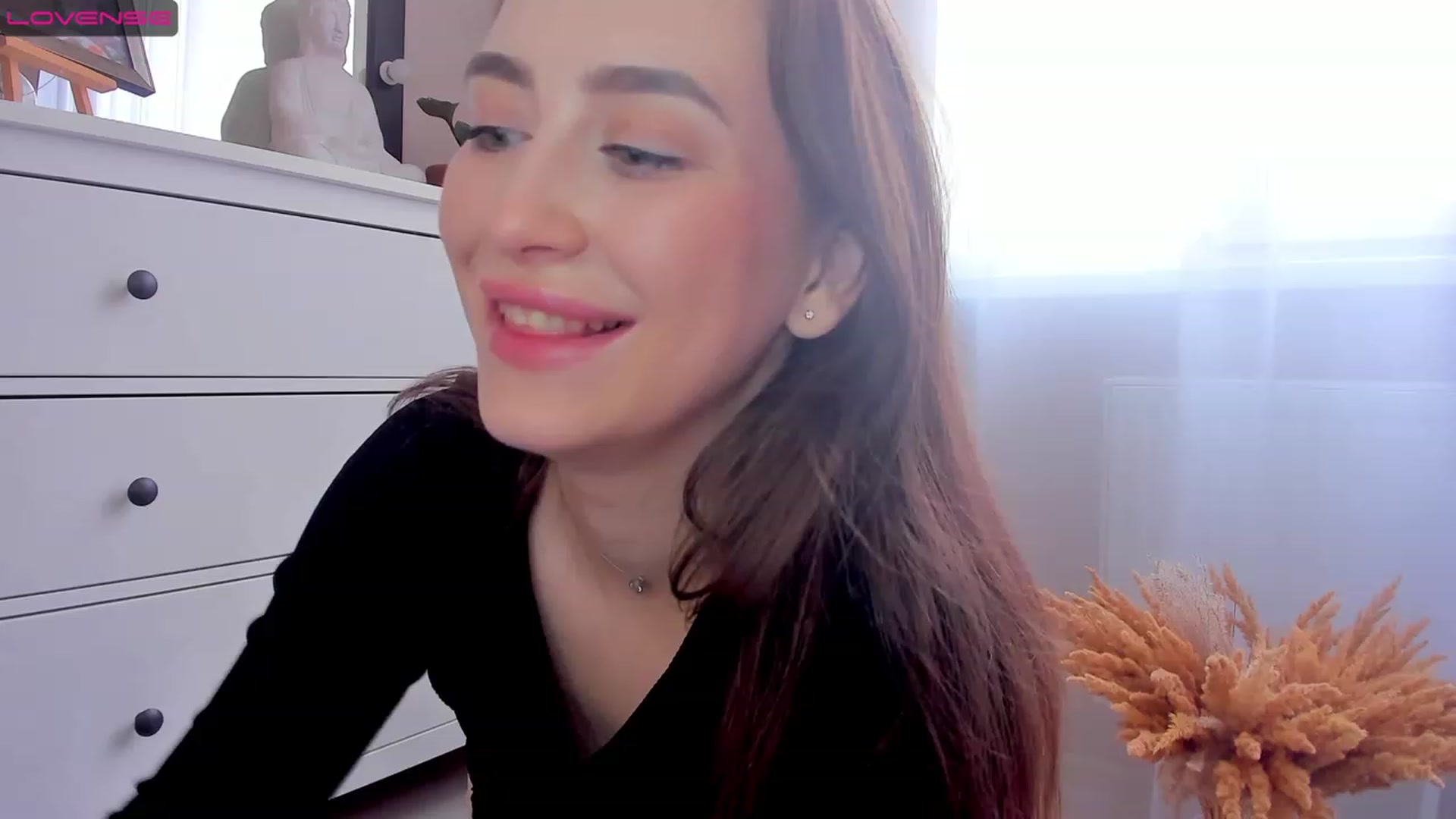Gallery image thumbnail from Lanna_Rhoades's myfreecams stream on, 08/01/2023, 12:42 image 20 of 20