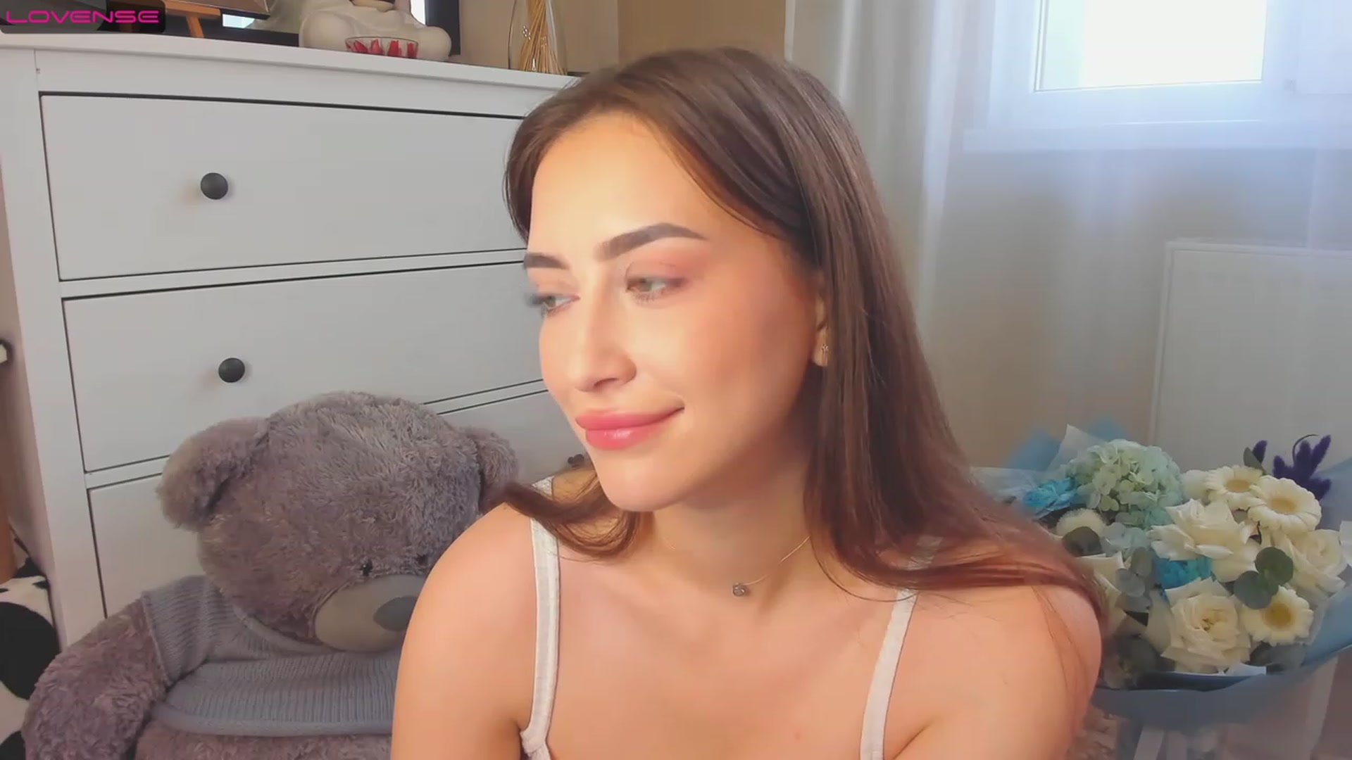 Gallery image thumbnail from Lanna_Rhoades's myfreecams stream on, 09/11/2023, 12:53 image 19 of 20