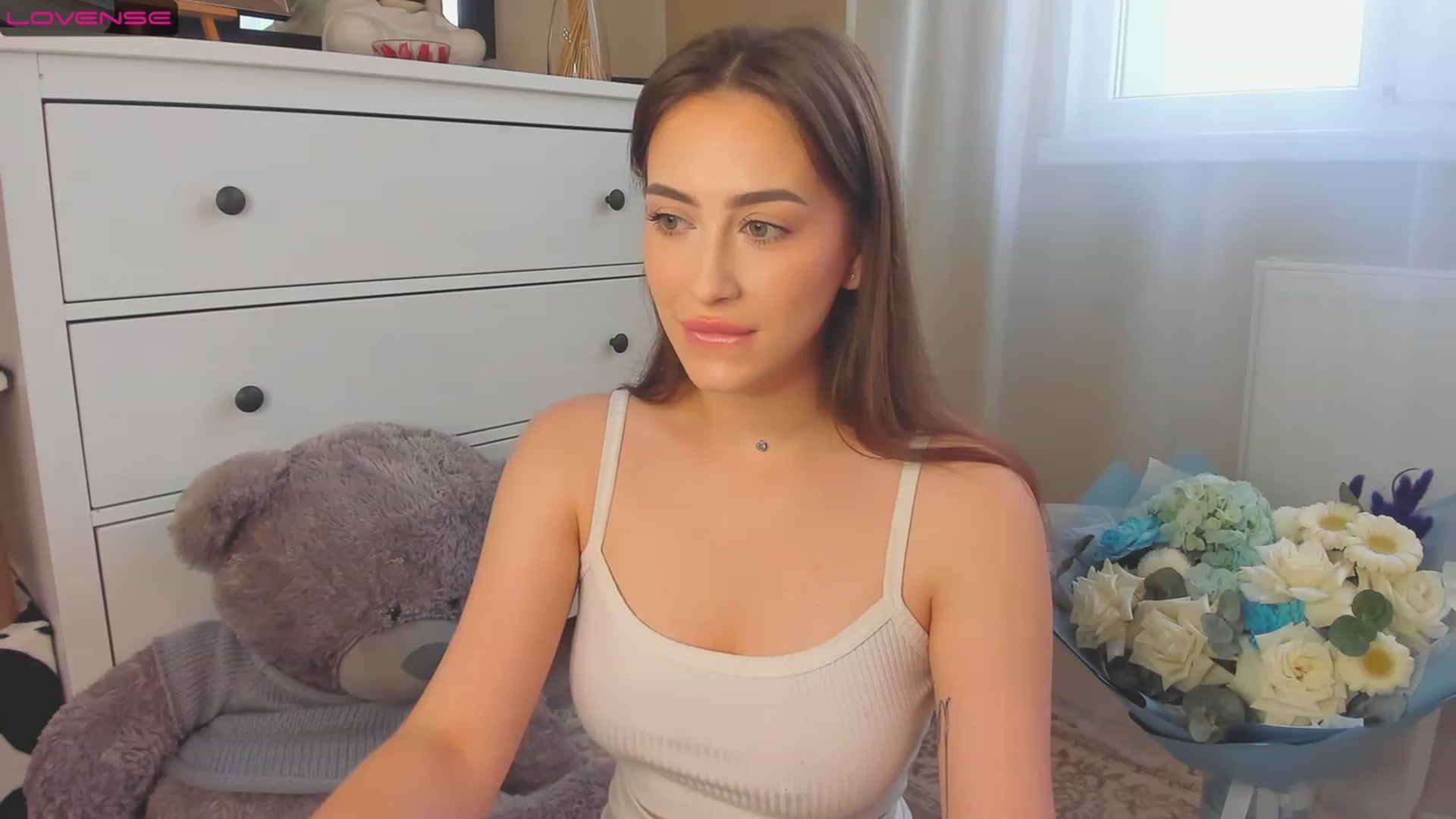 Gallery image thumbnail from Lanna_Rhoades's myfreecams stream on, 09/11/2023, 12:53 image 18 of 20