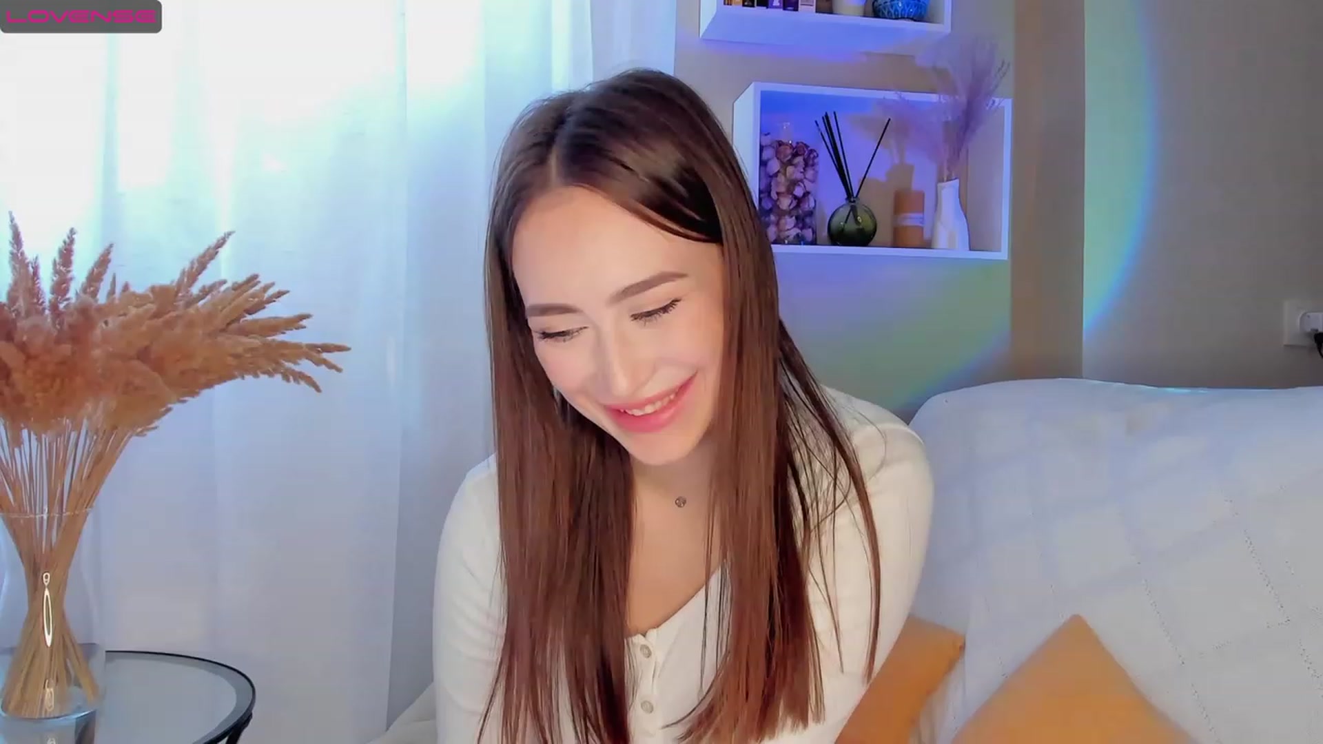 Gallery image thumbnail from Lanna_Rhoades's myfreecams stream on, 09/14/2023, 12:23 image 19 of 20