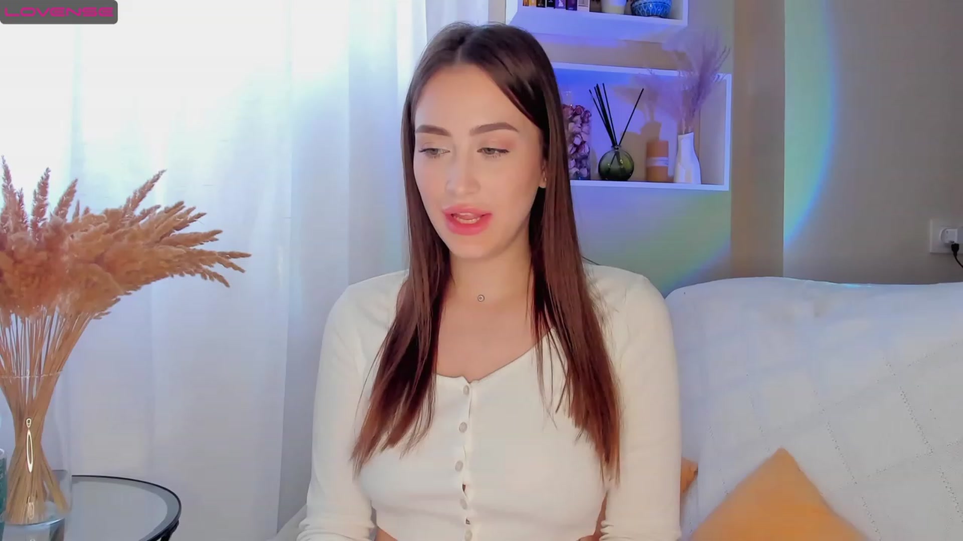 Gallery image thumbnail from Lanna_Rhoades's myfreecams stream on, 09/14/2023, 12:23 image 10 of 20