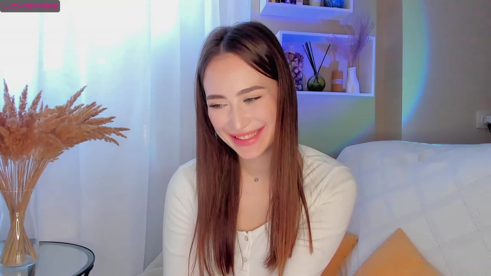 Gallery image thumbnail from Lanna_Rhoades's myfreecams stream on, 09/14/2023, 12:23 image 20 of 20