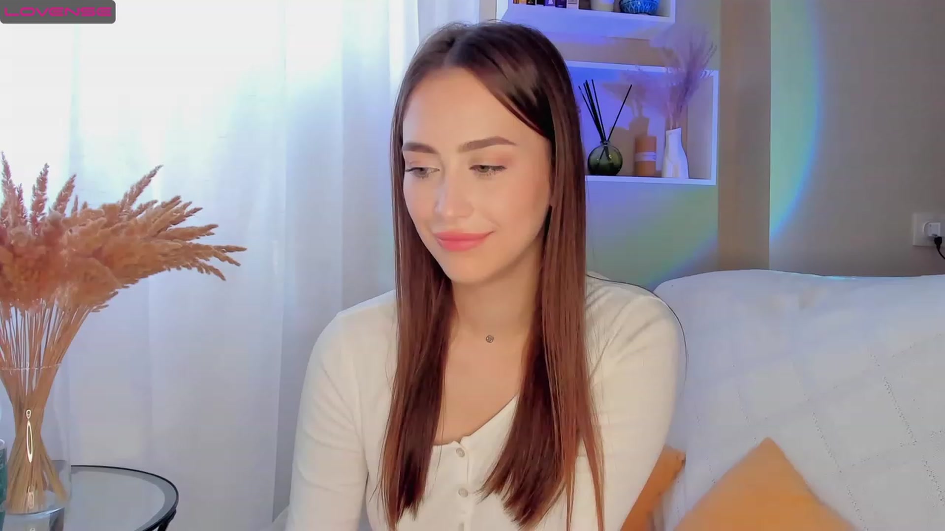 Gallery image thumbnail from Lanna_Rhoades's myfreecams stream on, 09/14/2023, 12:23 image 9 of 20