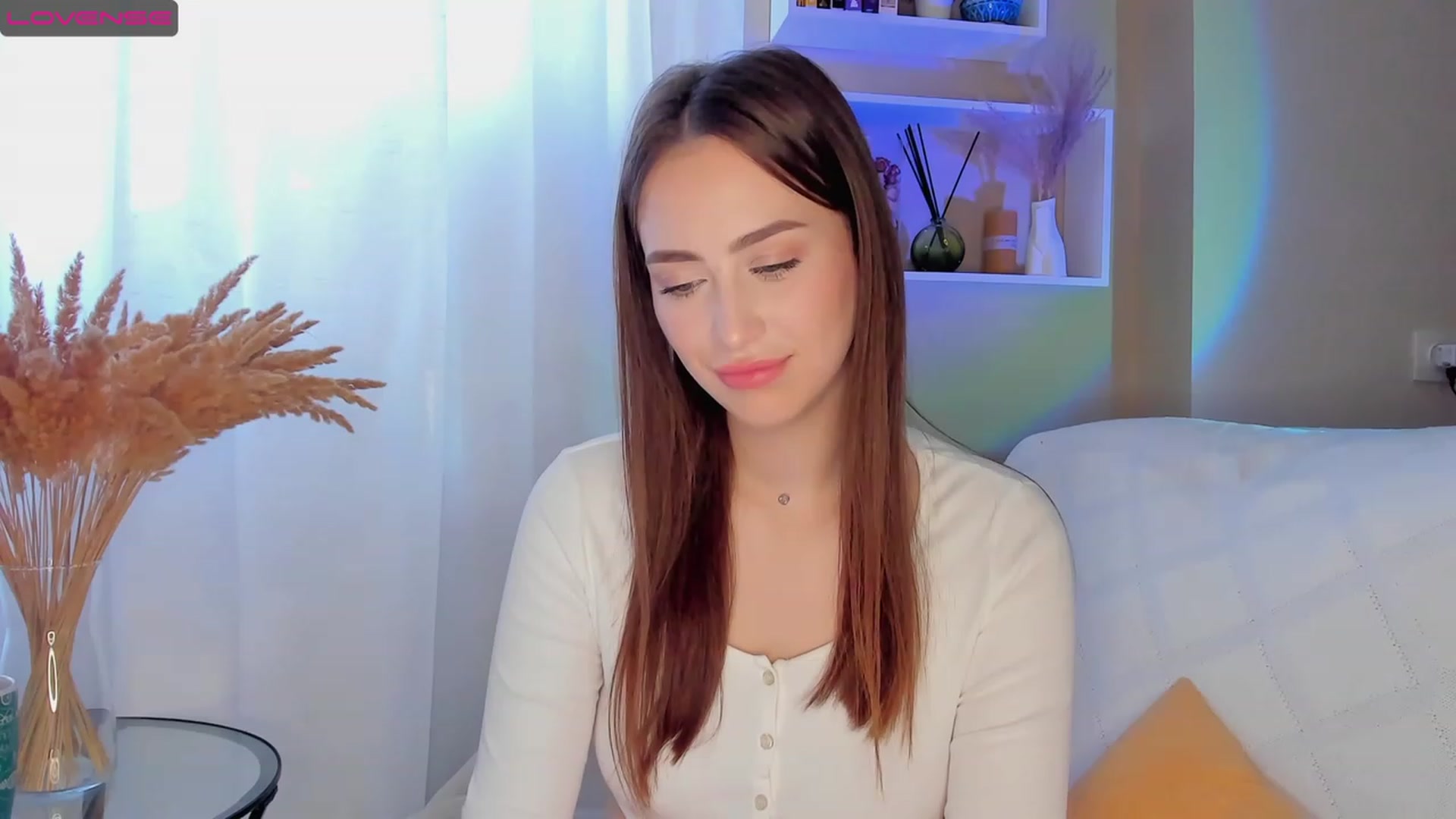 Gallery image thumbnail from Lanna_Rhoades's myfreecams stream on, 09/14/2023, 12:23 image 16 of 20