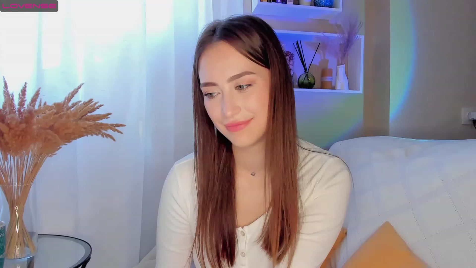 Gallery image thumbnail from Lanna_Rhoades's myfreecams stream on, 09/14/2023, 12:23 image 17 of 20