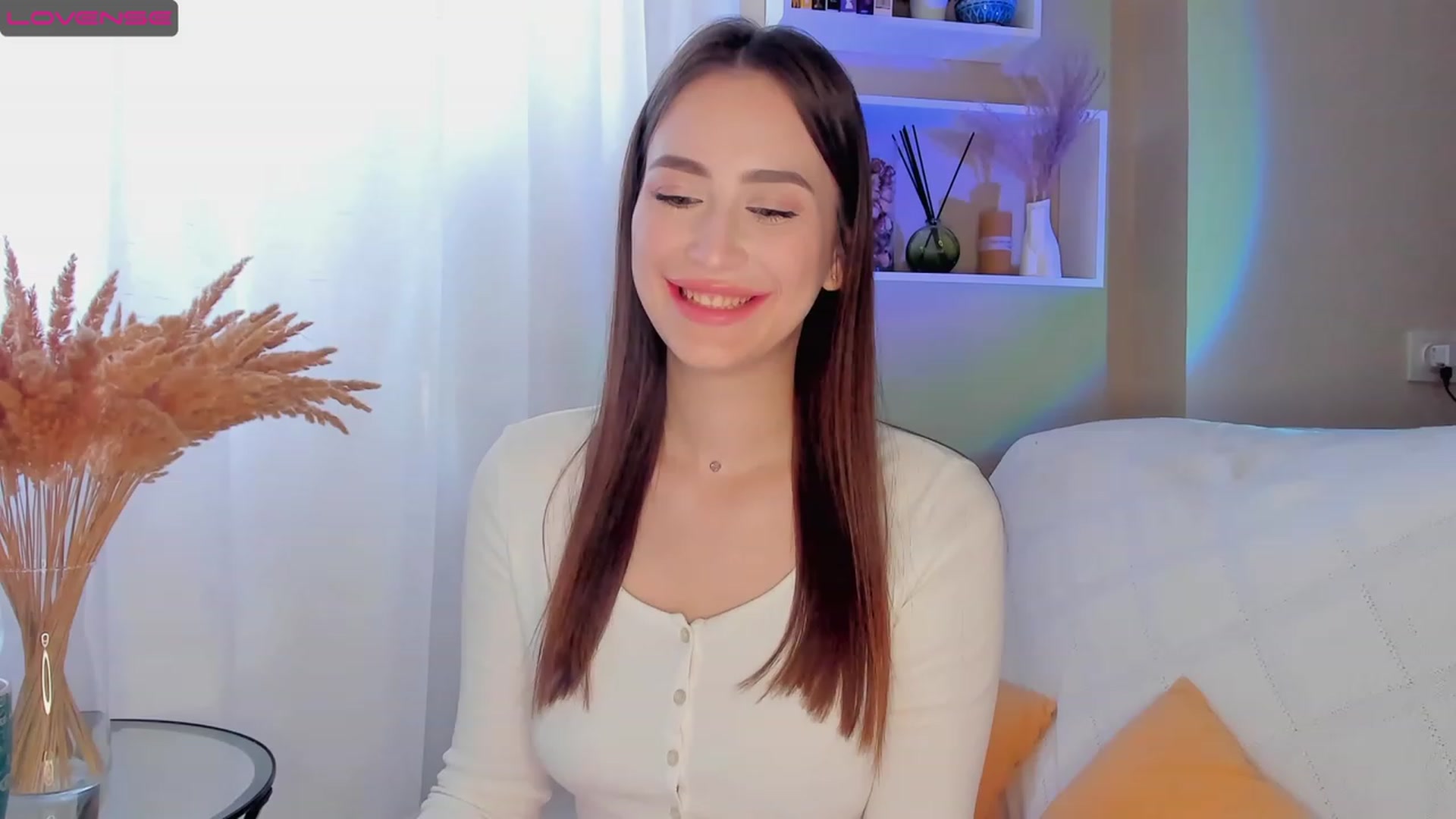 Gallery image thumbnail from Lanna_Rhoades's myfreecams stream on, 09/14/2023, 12:23 image 7 of 20