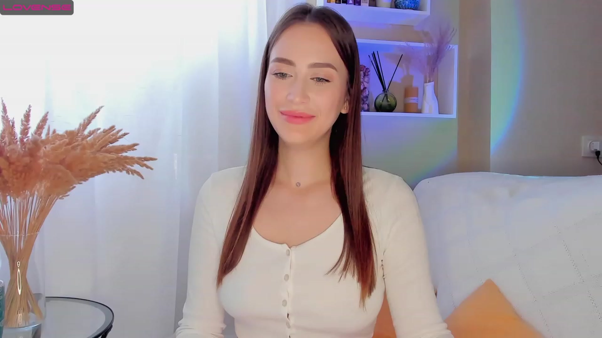 Gallery image thumbnail from Lanna_Rhoades's myfreecams stream on, 09/14/2023, 12:23 image 4 of 20