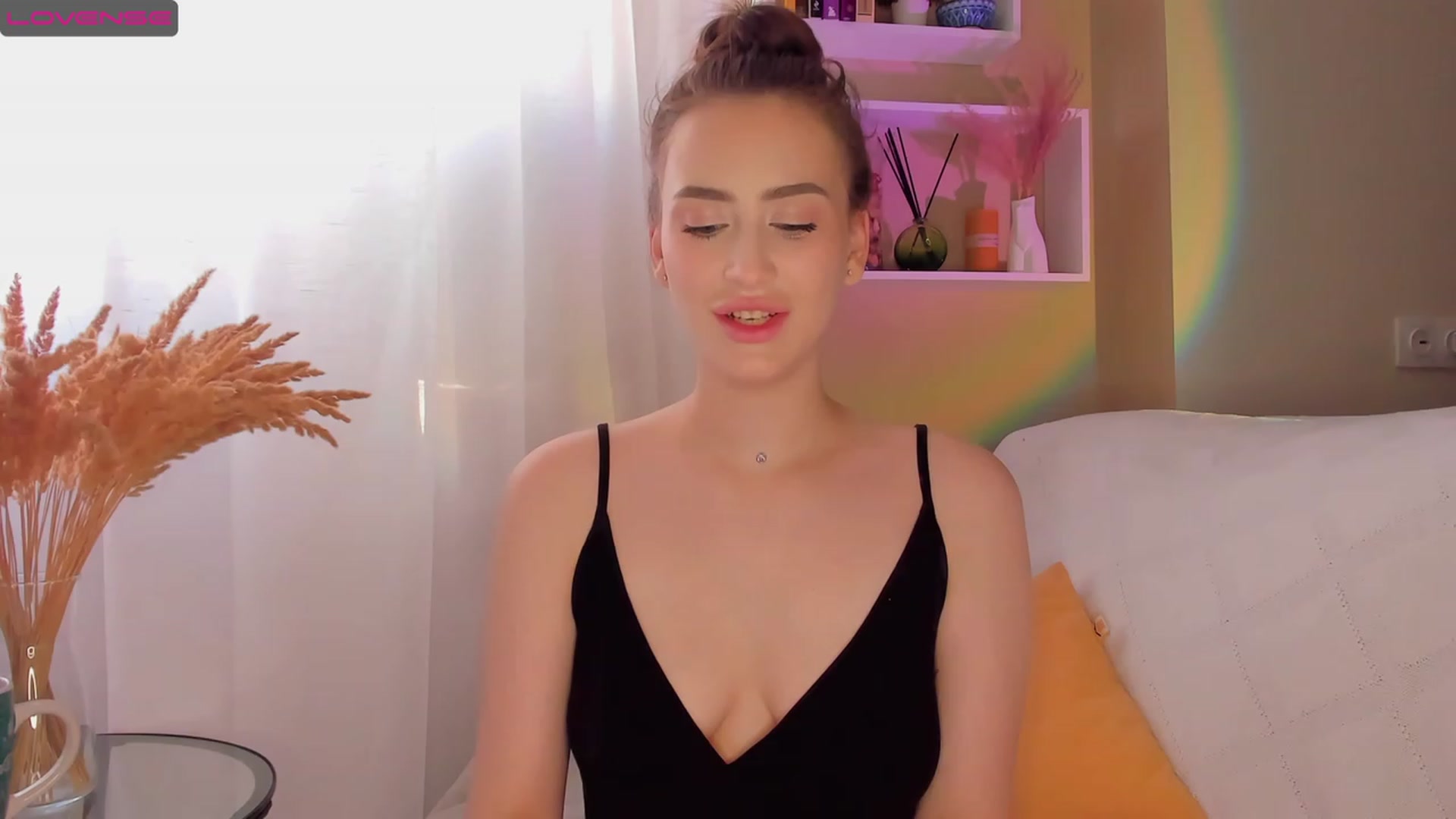 Gallery image thumbnail from Lanna_Rhoades's myfreecams stream on, 09/15/2023, 13:43 image 1 of 20
