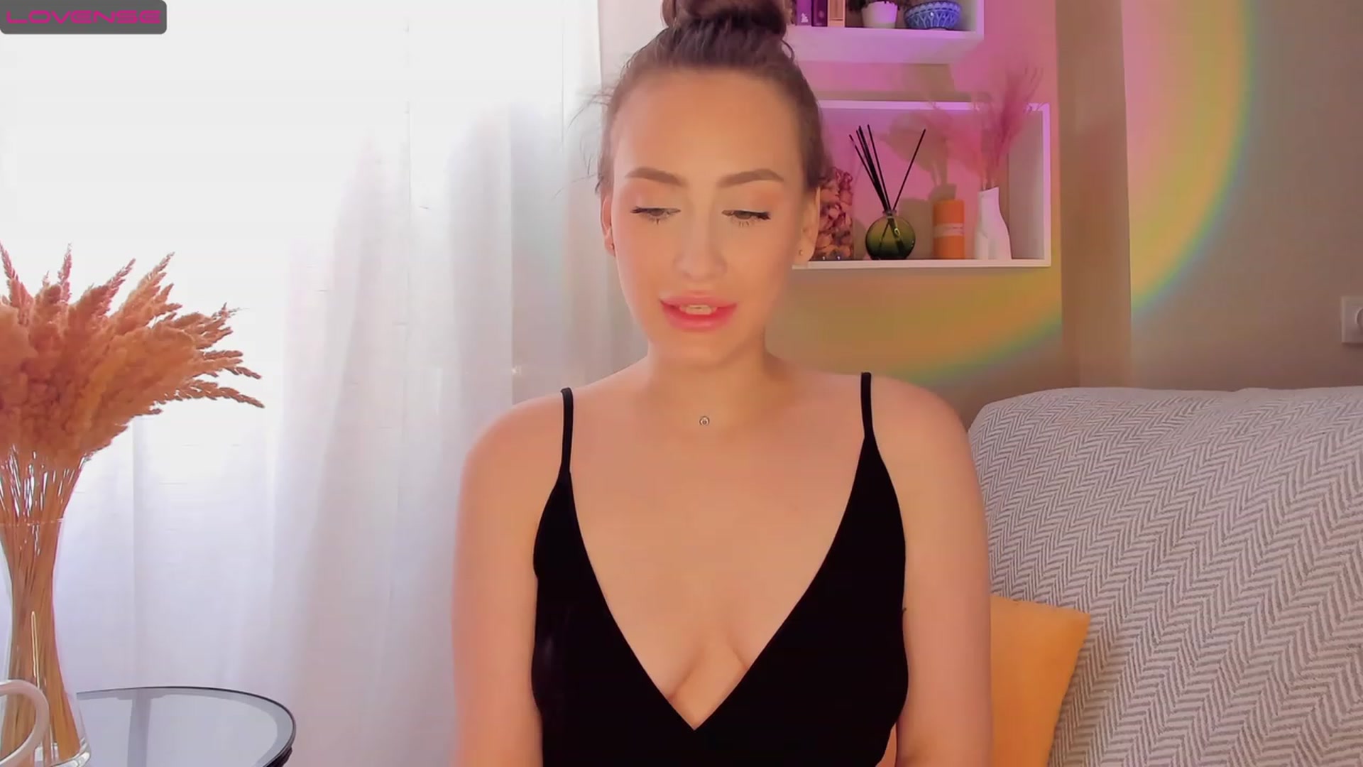 Gallery image thumbnail from Lanna_Rhoades's myfreecams stream on, 09/18/2023, 12:35 image 20 of 20