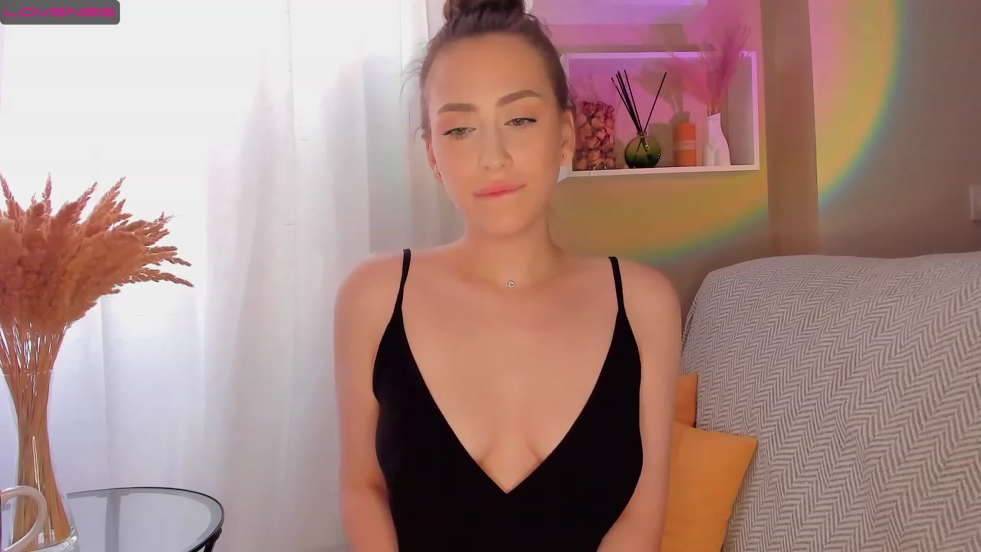 Gallery image thumbnail from Lanna_Rhoades's myfreecams stream on, 09/18/2023, 13:54 image 2 of 20