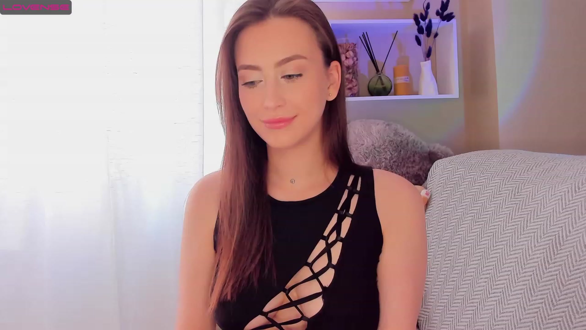 Gallery image thumbnail from Lanna_Rhoades's myfreecams stream on, 09/28/2023, 12:23 image 6 of 20