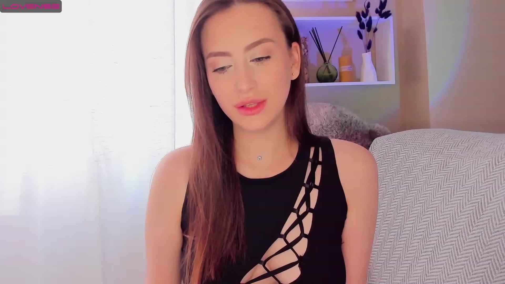 Gallery image thumbnail from Lanna_Rhoades's myfreecams stream on, 09/28/2023, 12:23 image 7 of 20