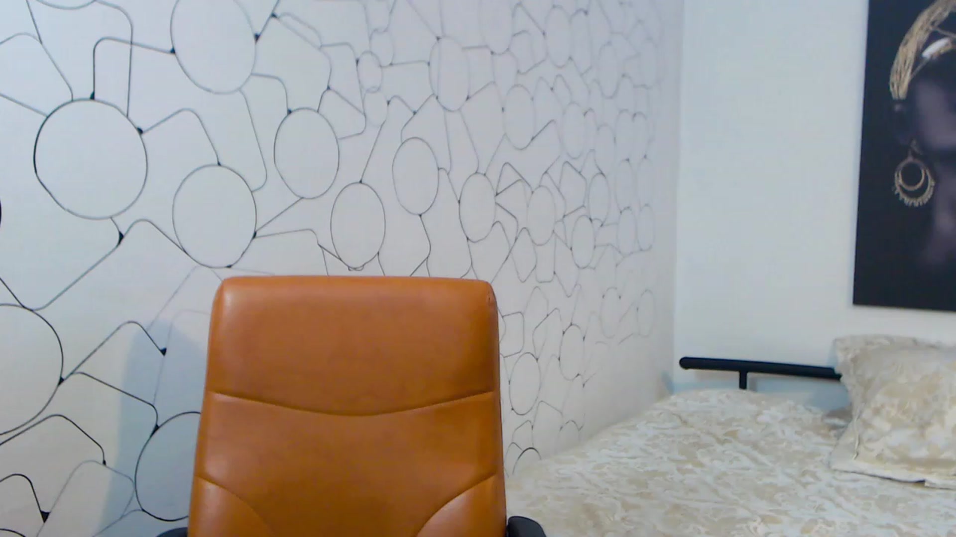 Gallery image thumbnail from LaraAnne_'s myfreecams stream on, 12/31/2022, 21:36 image 10 of 20