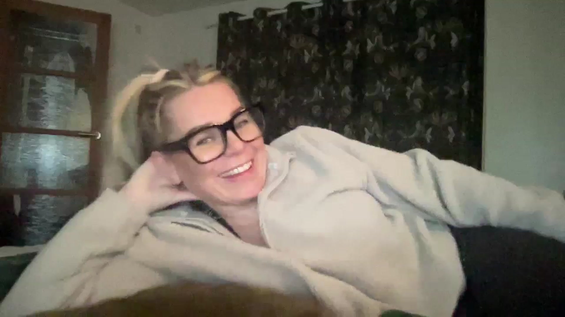 Gallery image thumbnail from LaraBirthday's myfreecams stream on, 01/04/2024, 21:50 image 2 of 20