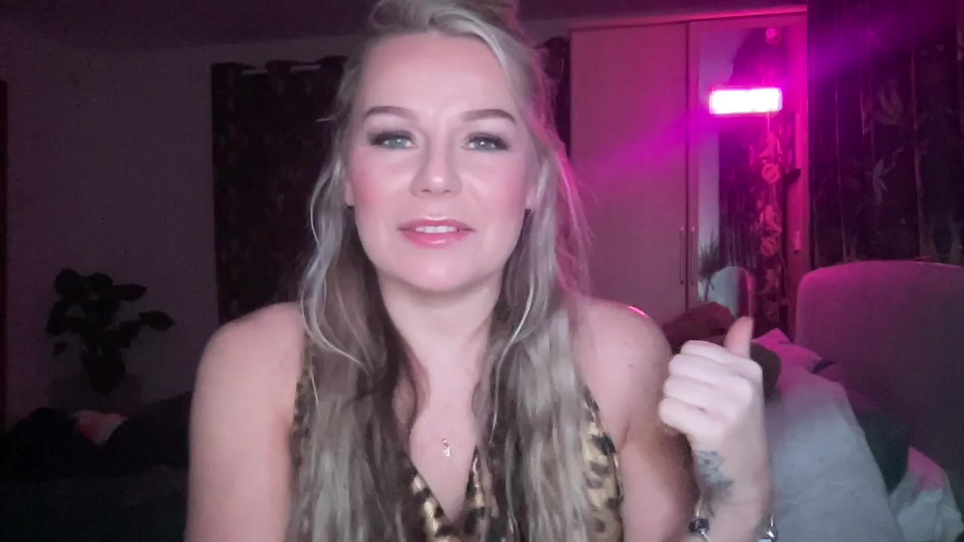 Gallery image thumbnail from LaraBirthday's myfreecams stream on, 01/07/2024, 22:02 image 18 of 20
