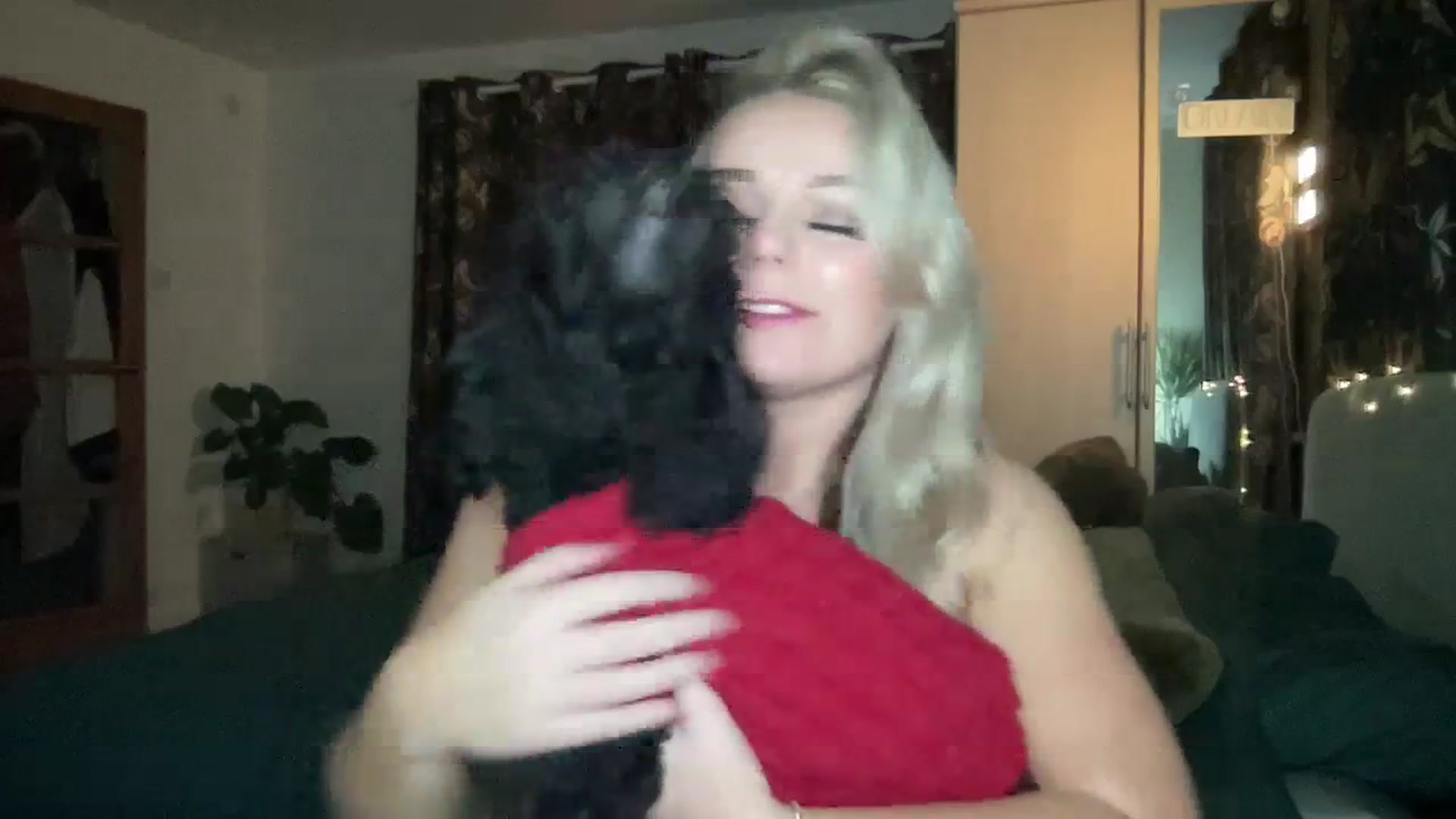 Gallery image thumbnail from LaraBirthday's myfreecams stream on, 01/26/2024, 23:02 image 7 of 20