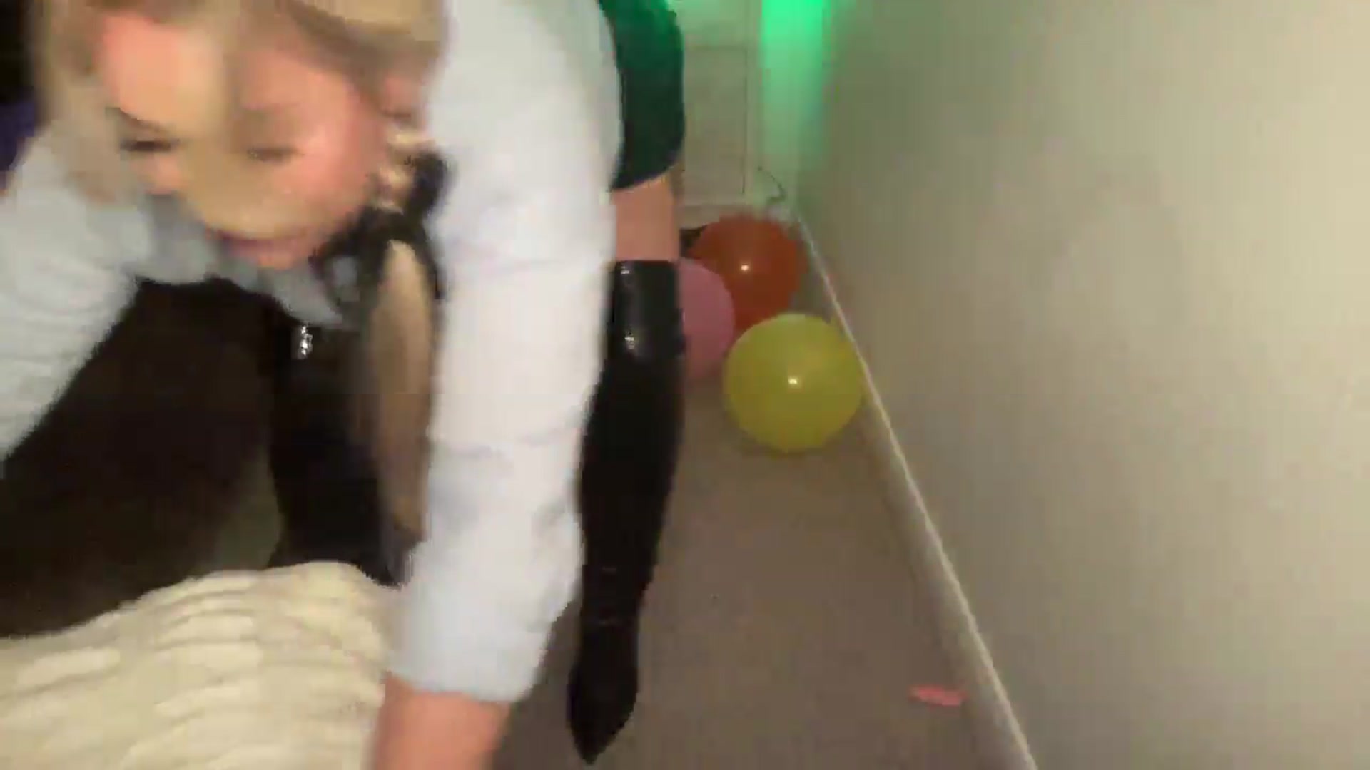 Gallery image thumbnail from LaraBirthday's myfreecams stream on, 01/11/2025, 24:00 image 8 of 20