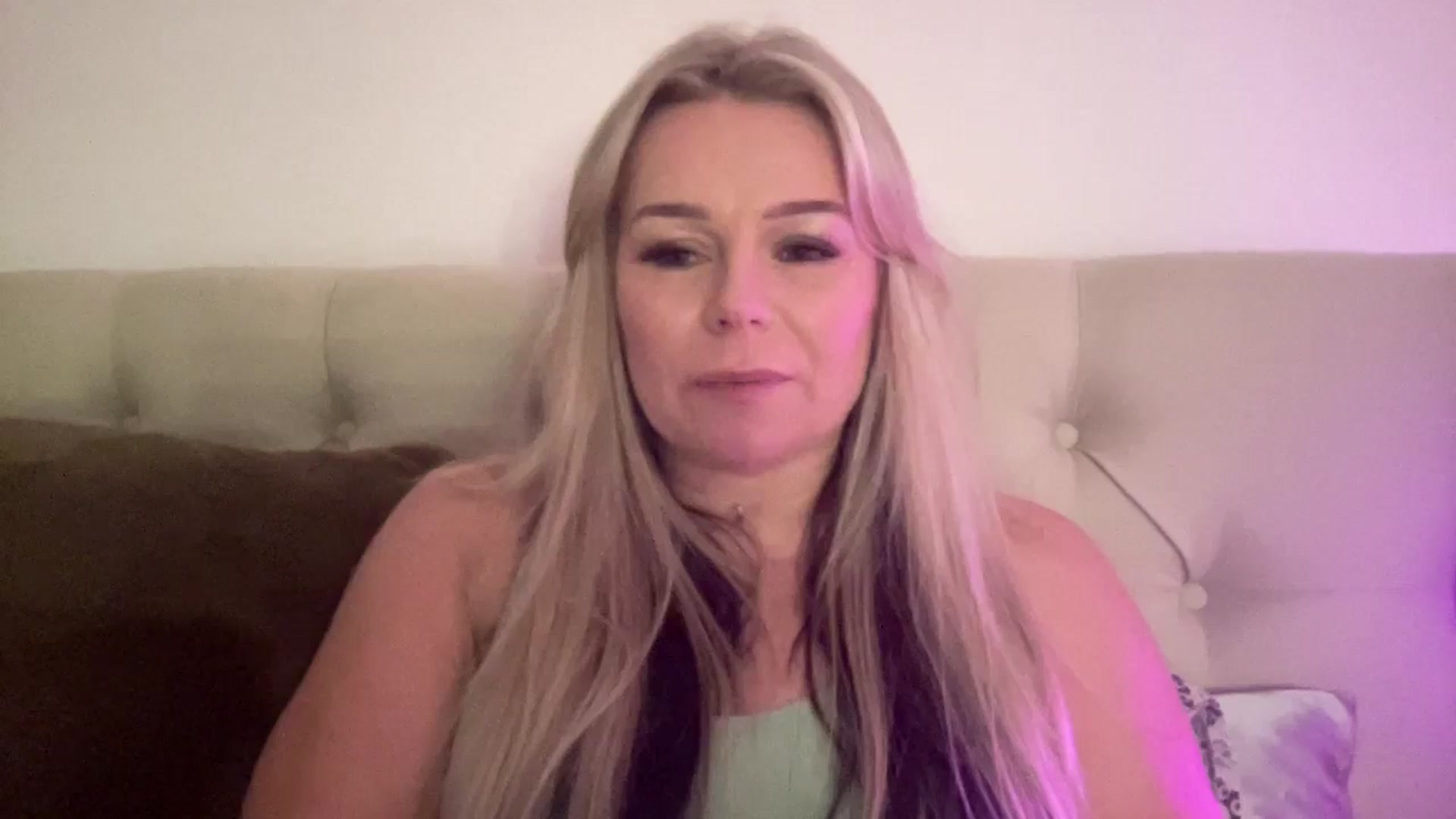 Gallery image thumbnail from LaraBirthday's myfreecams stream on, 01/19/2025, 24:09 image 2 of 20