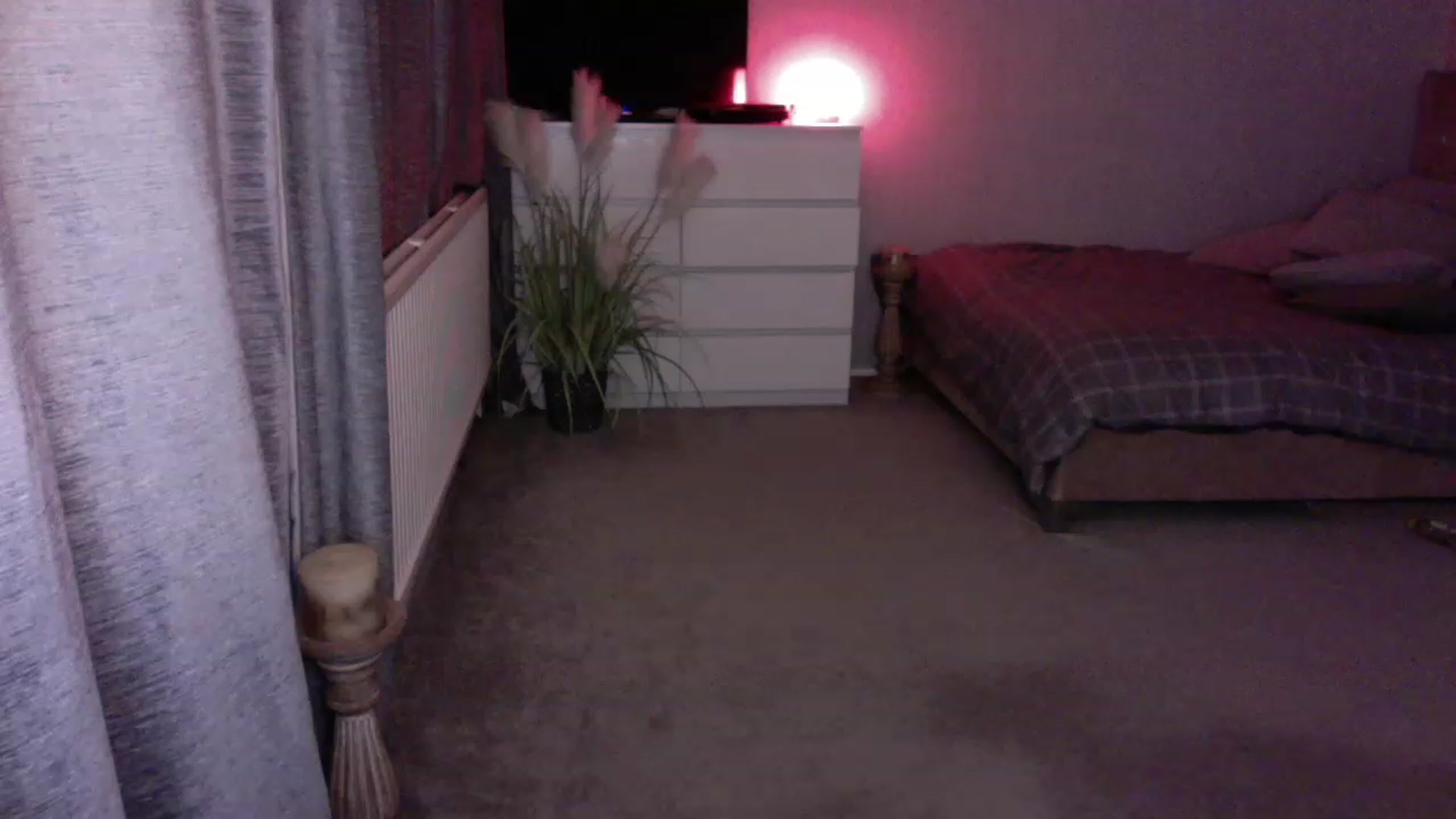 Gallery image thumbnail from LaraLaughs's myfreecams stream on, 11/22/2022, 23:21 image 19 of 20
