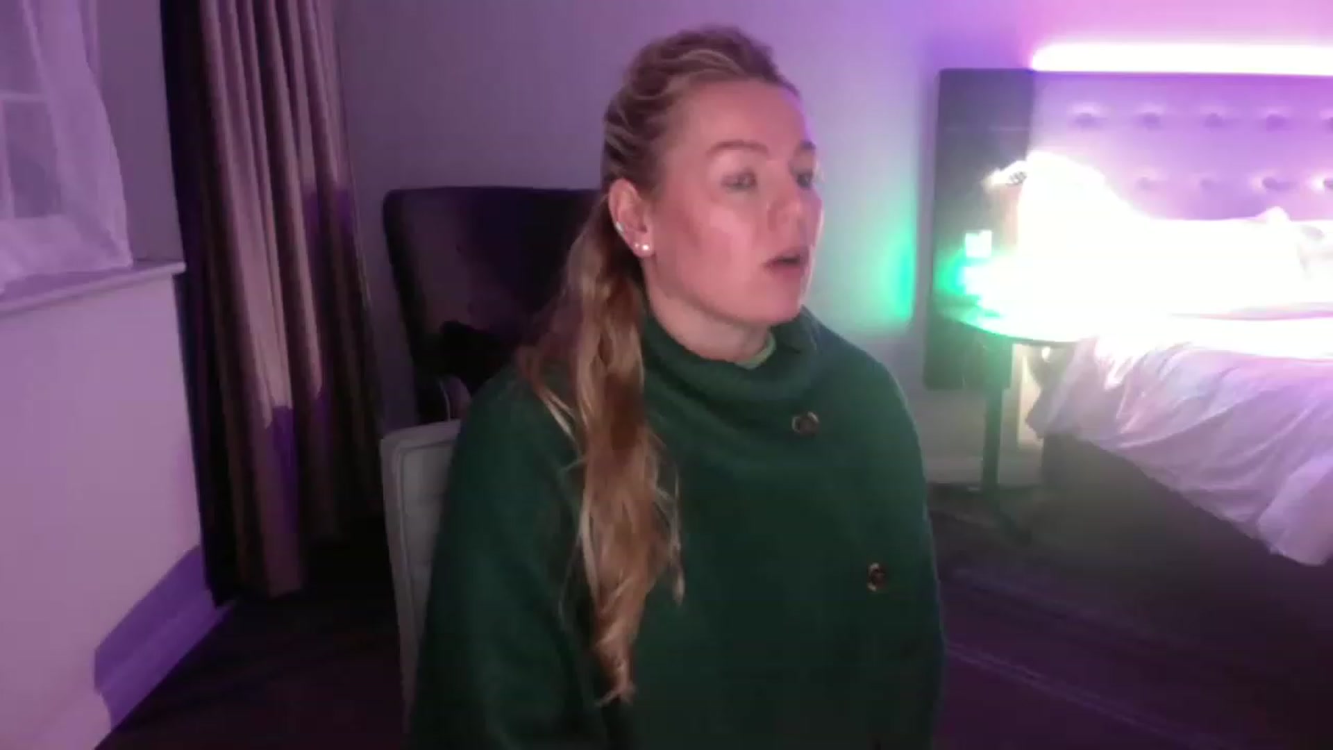 Gallery image thumbnail from LaraLaughs's myfreecams stream on, 11/25/2022, 19:50 image 8 of 20