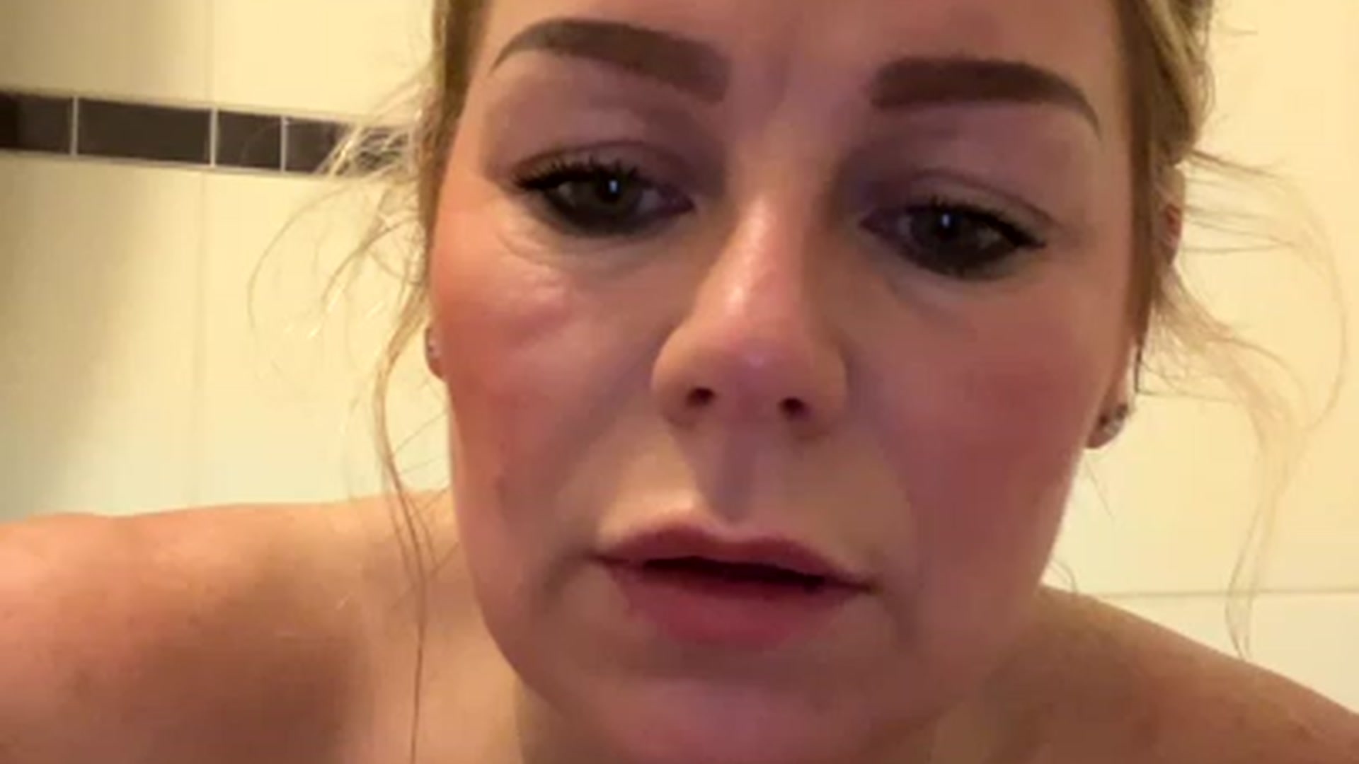 Gallery image thumbnail from LaraLaughs's myfreecams stream on, 11/30/2022, 21:23 image 18 of 20