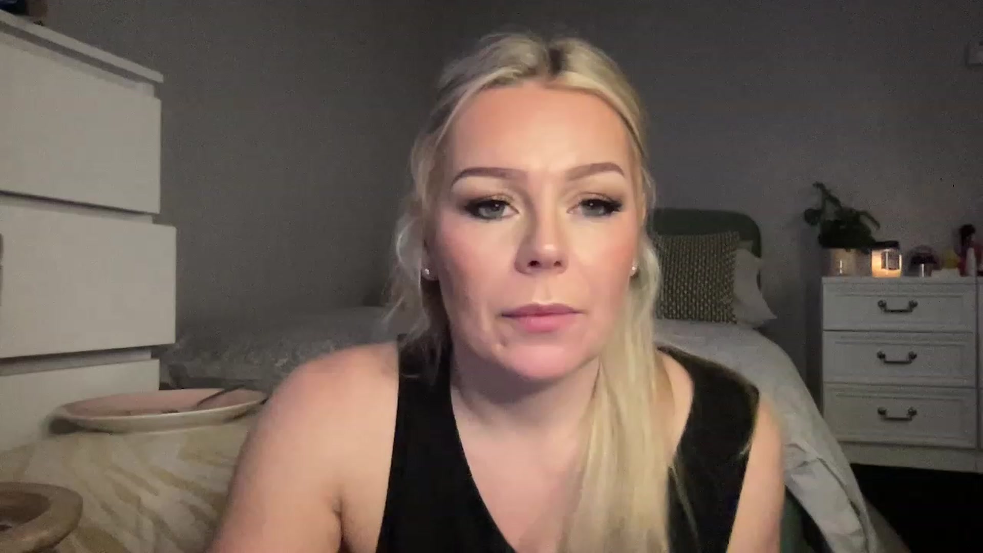 Gallery image thumbnail from LaraLaughs's myfreecams stream on, 02/11/2023, 19:46 image 5 of 20