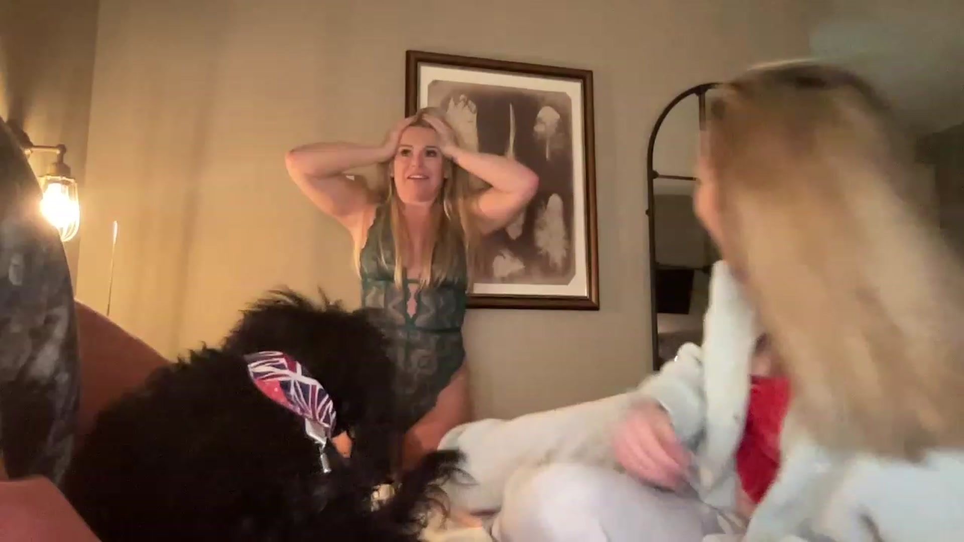 Gallery image thumbnail from LaraLaughs's myfreecams stream on, 02/14/2023, 01:24 image 5 of 20