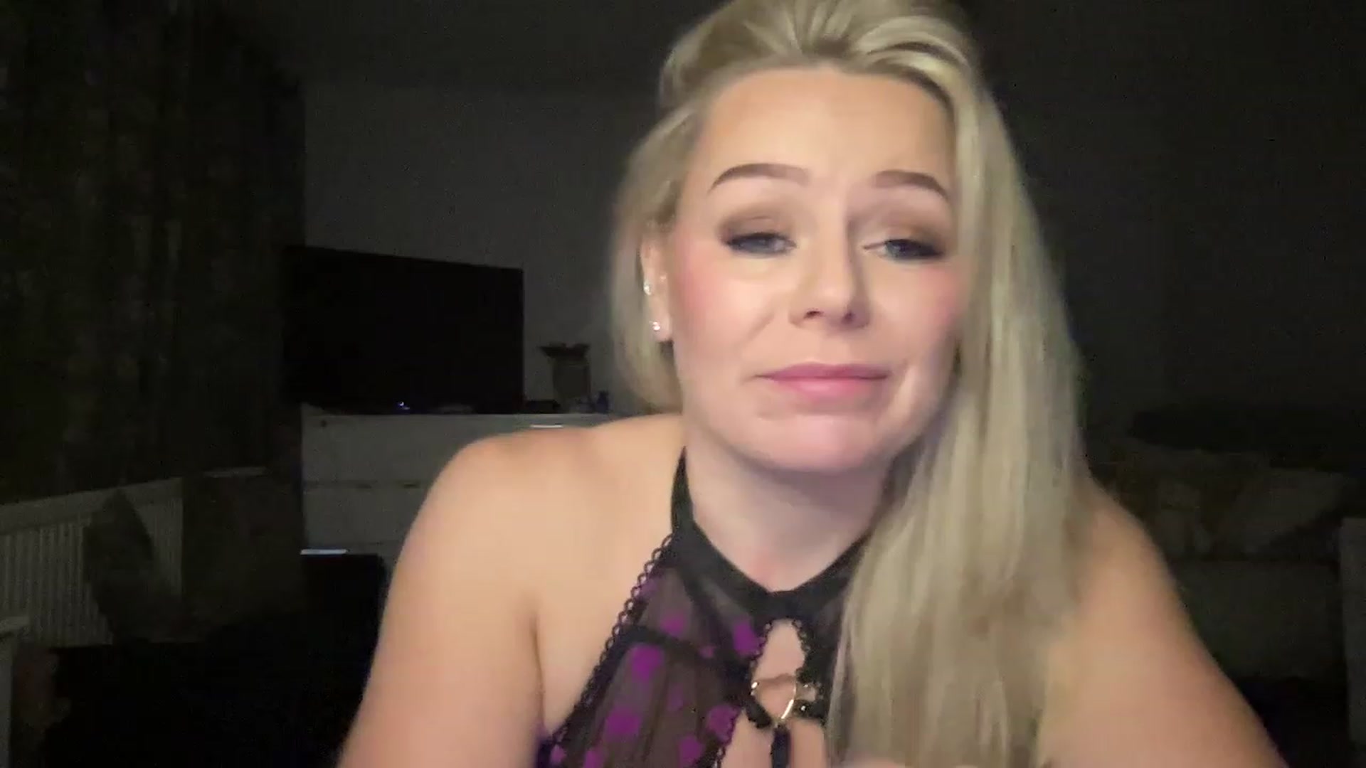 Gallery image thumbnail from LaraLaughs's myfreecams stream on, 02/14/2023, 20:14 image 4 of 20