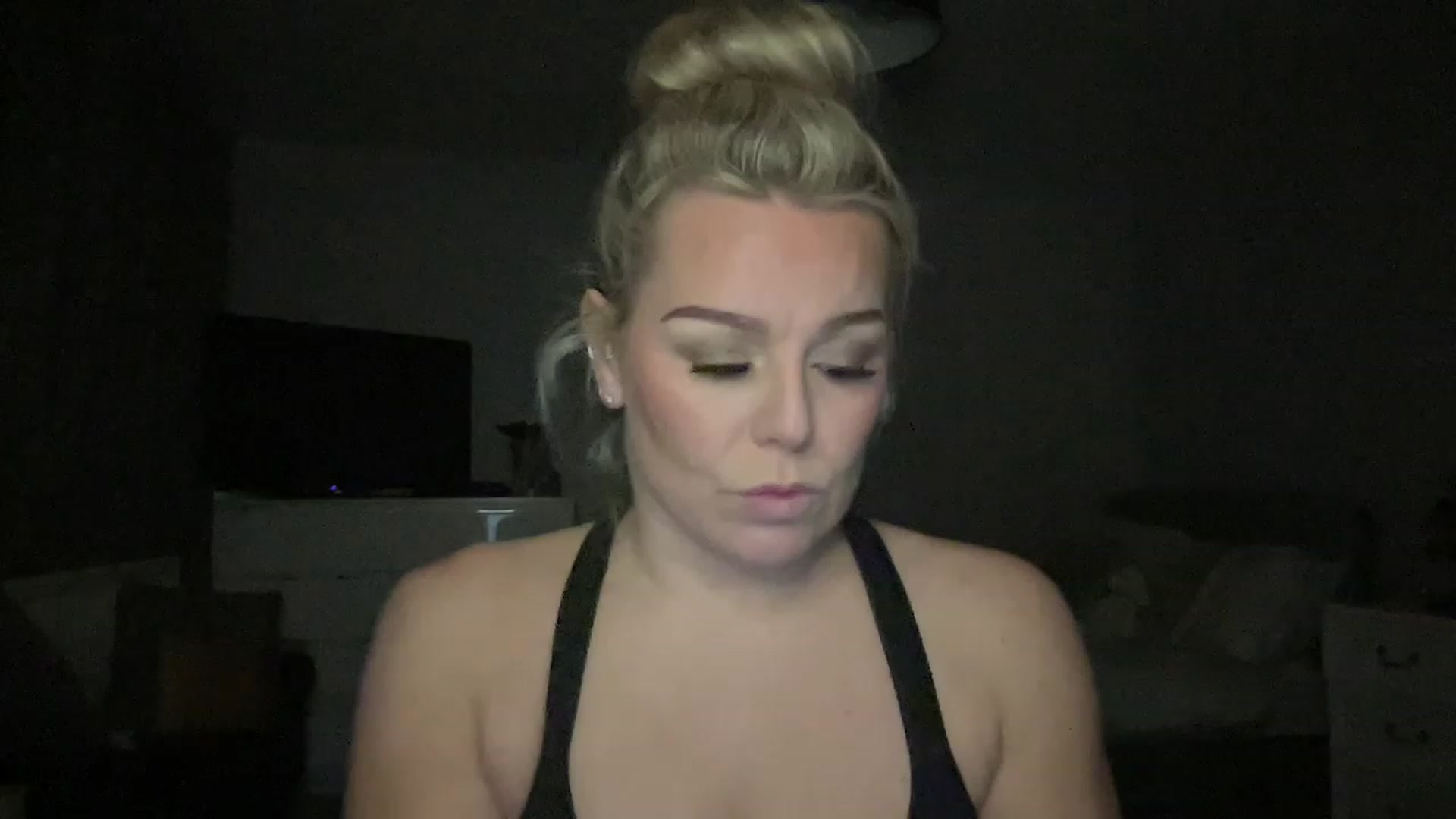 Gallery image thumbnail from LaraLaughs's myfreecams stream on, 02/18/2023, 22:31 image 3 of 20