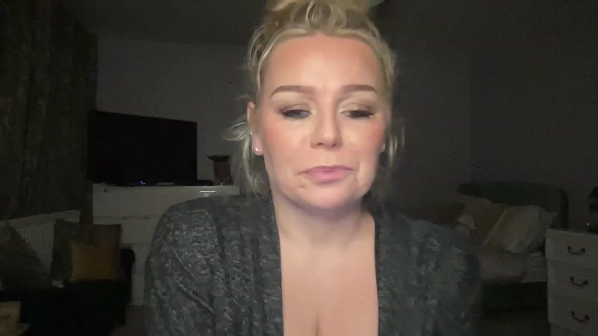 Gallery image thumbnail from LaraLaughs's myfreecams stream on, 02/18/2023, 22:31 image 13 of 20