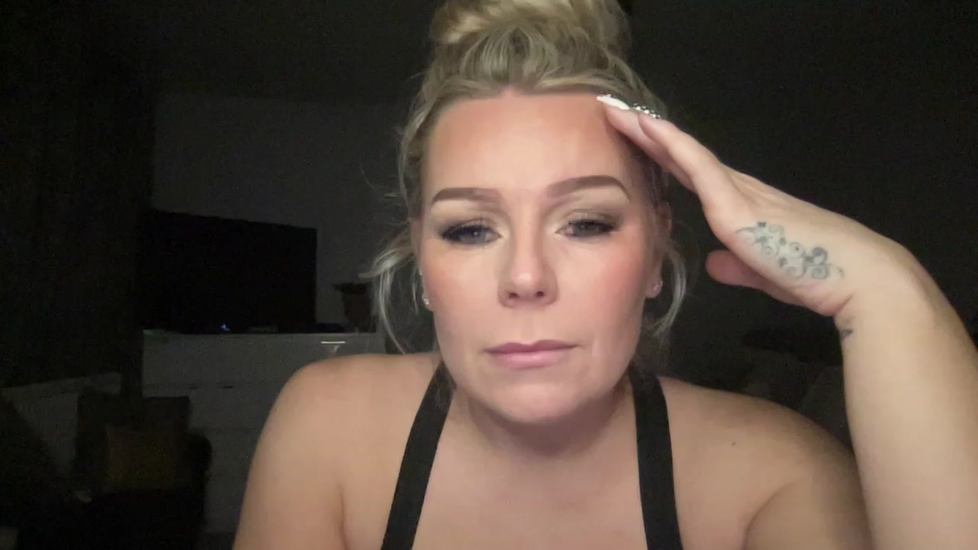 Gallery image thumbnail from LaraLaughs's myfreecams stream on, 02/18/2023, 22:31 image 1 of 20