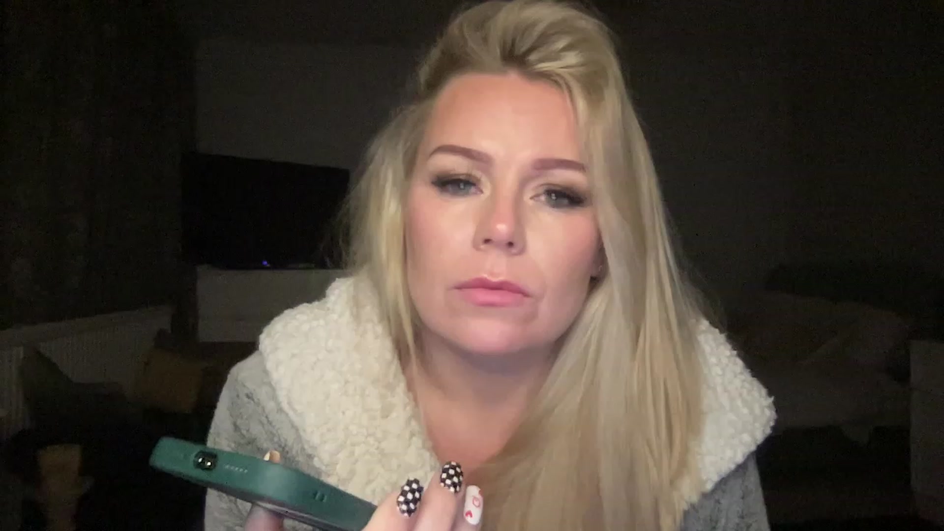 Gallery image thumbnail from LaraLaughs's myfreecams stream on, 02/21/2023, 24:10 image 16 of 20