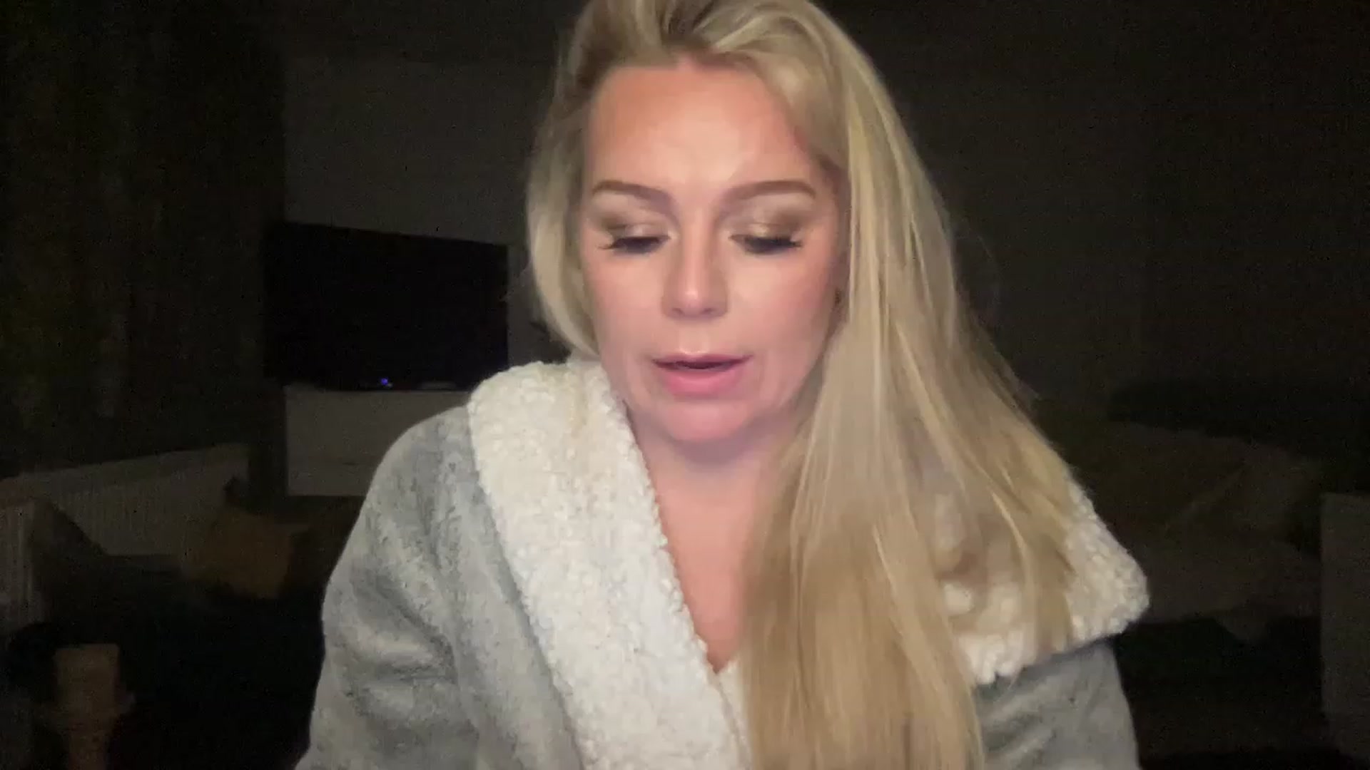 Gallery image thumbnail from LaraLaughs's myfreecams stream on, 02/21/2023, 24:10 image 6 of 20
