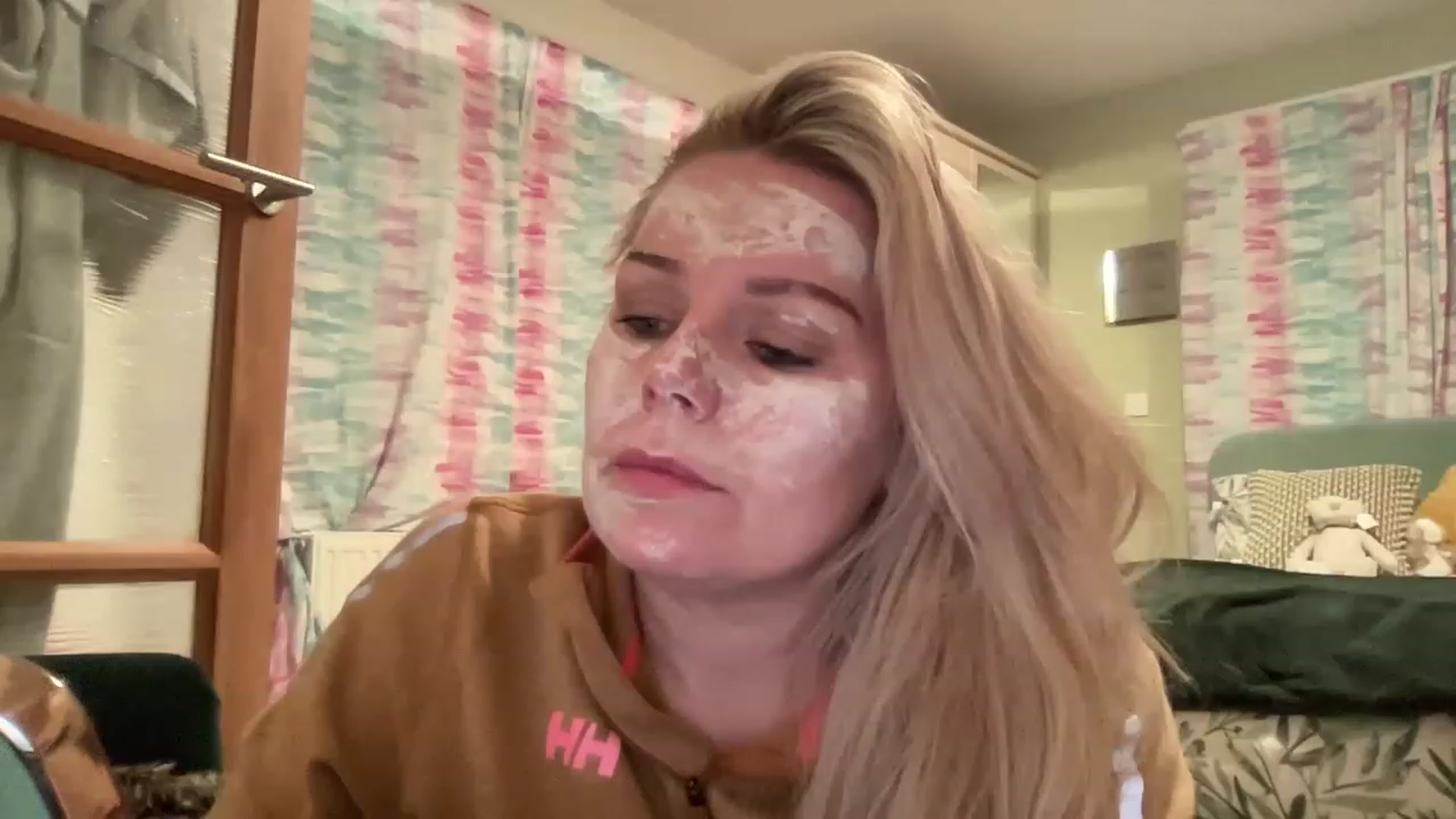 Gallery image thumbnail from LaraLaughs's myfreecams stream on, 03/07/2023, 19:37 image 18 of 20