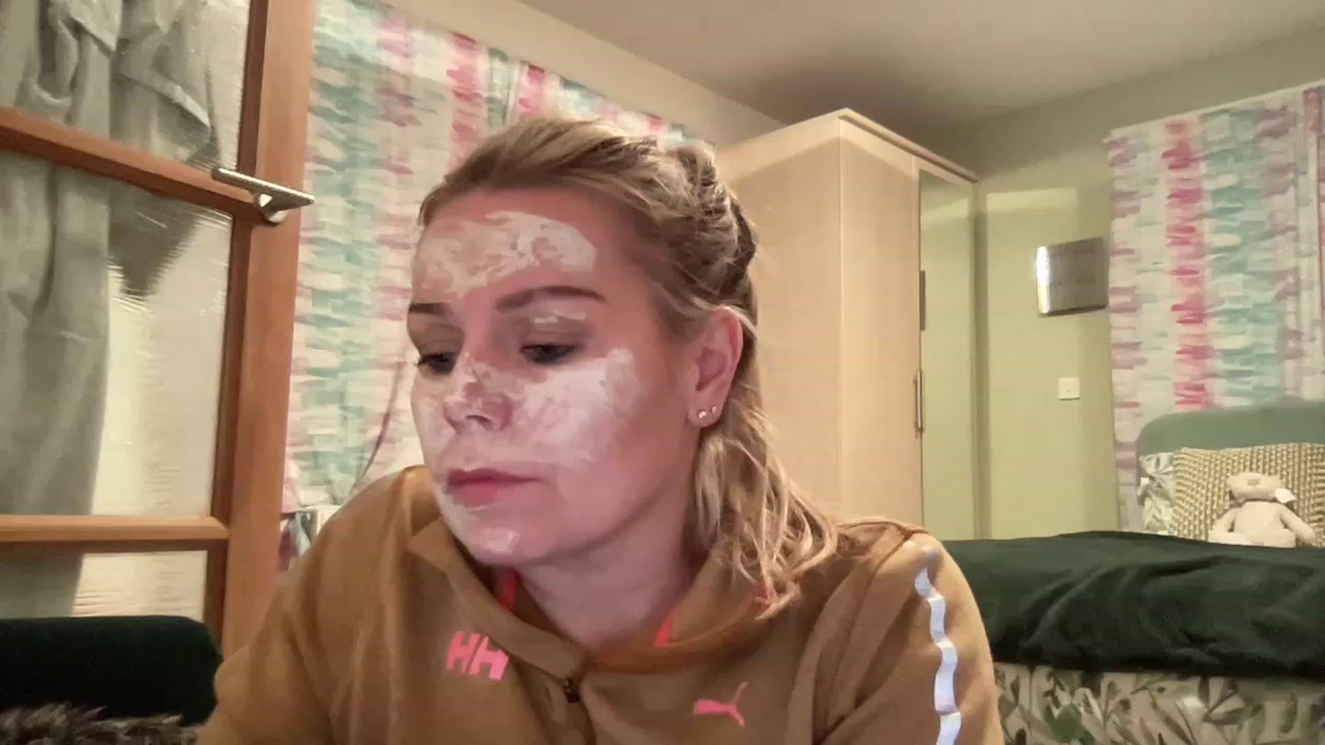 Gallery image thumbnail from LaraLaughs's myfreecams stream on, 03/07/2023, 19:37 image 5 of 20