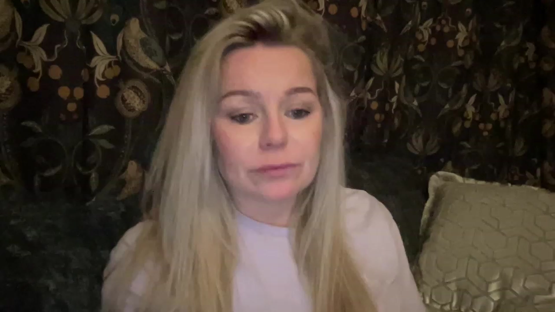 Gallery image thumbnail from LaraLaughs's myfreecams stream on, 03/12/2023, 19:18 image 20 of 20