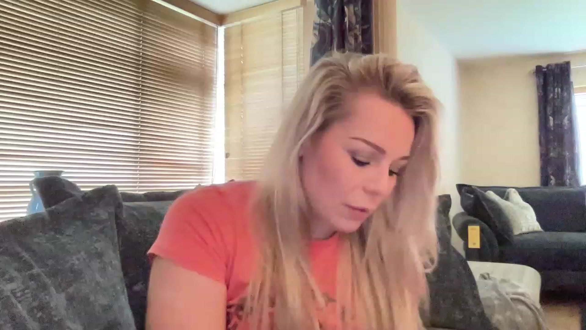 Gallery image thumbnail from LaraLaughs's myfreecams stream on, 03/13/2023, 09:32 image 1 of 20